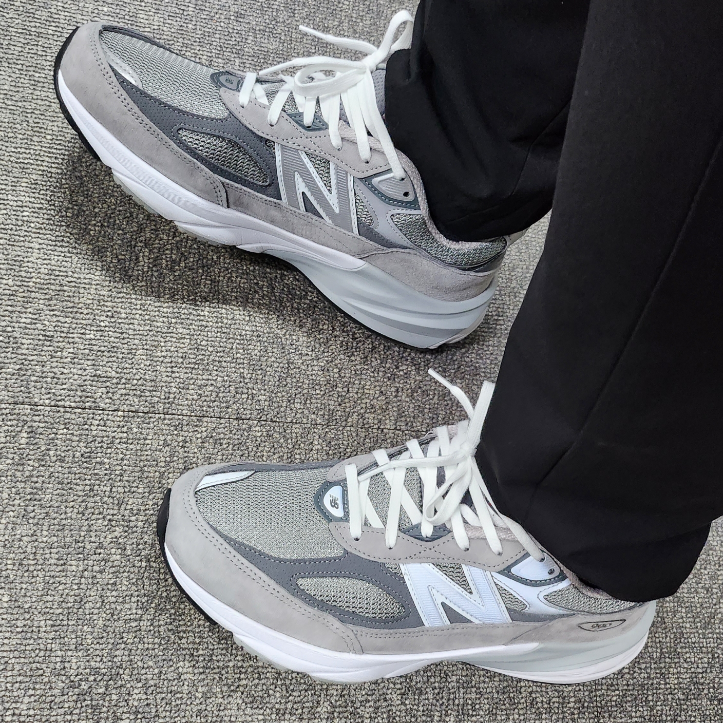 New Balance 990v6 Made in USA Grey - D Standard 착용 스타일