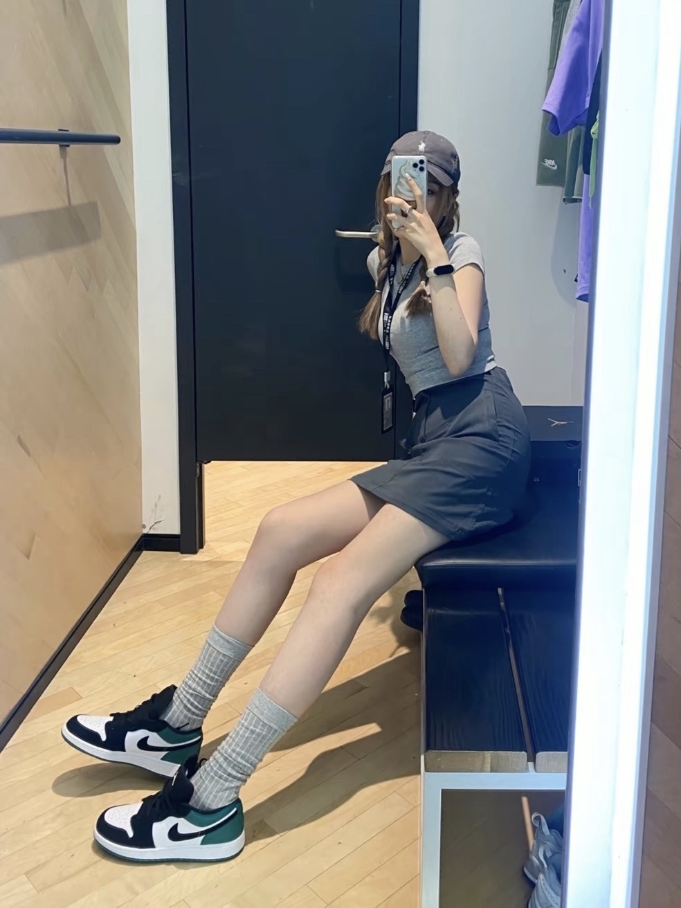(GS) Jordan 1 Low Black Mystic Green 착용 스타일 - 4