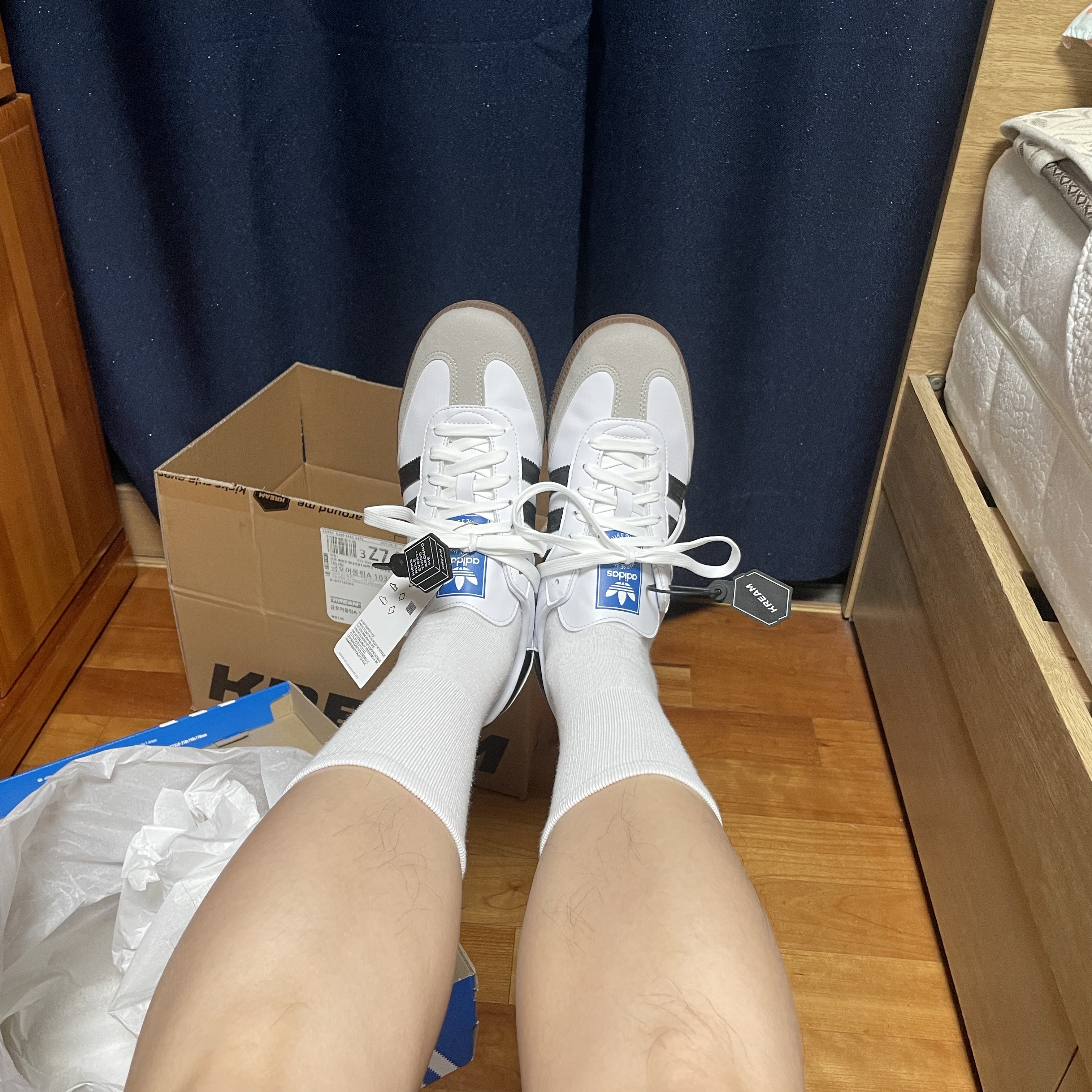 Adidas Samba Vegan White Black 착용 스타일 - 4