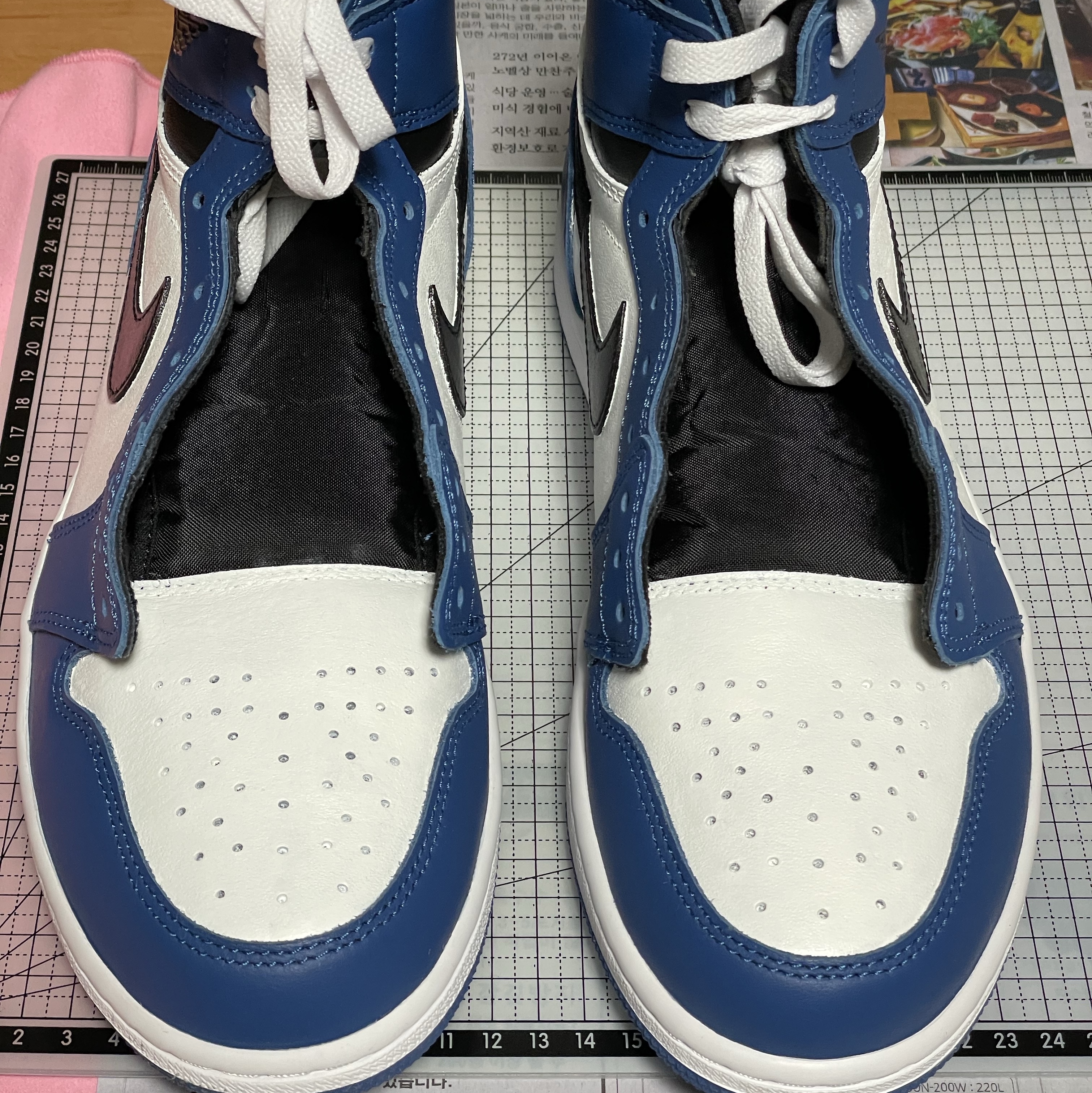Jordan 1 Retro High OG Dark Marina Blue, Jordan 1 Retro High Game Royal 착용 스타일 - 3