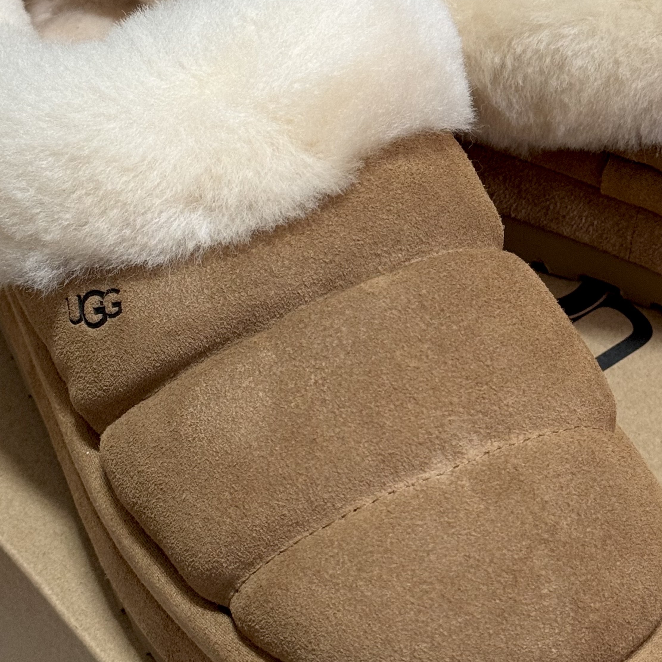(W) UGG Tazzlita Chestnut 착용 스타일