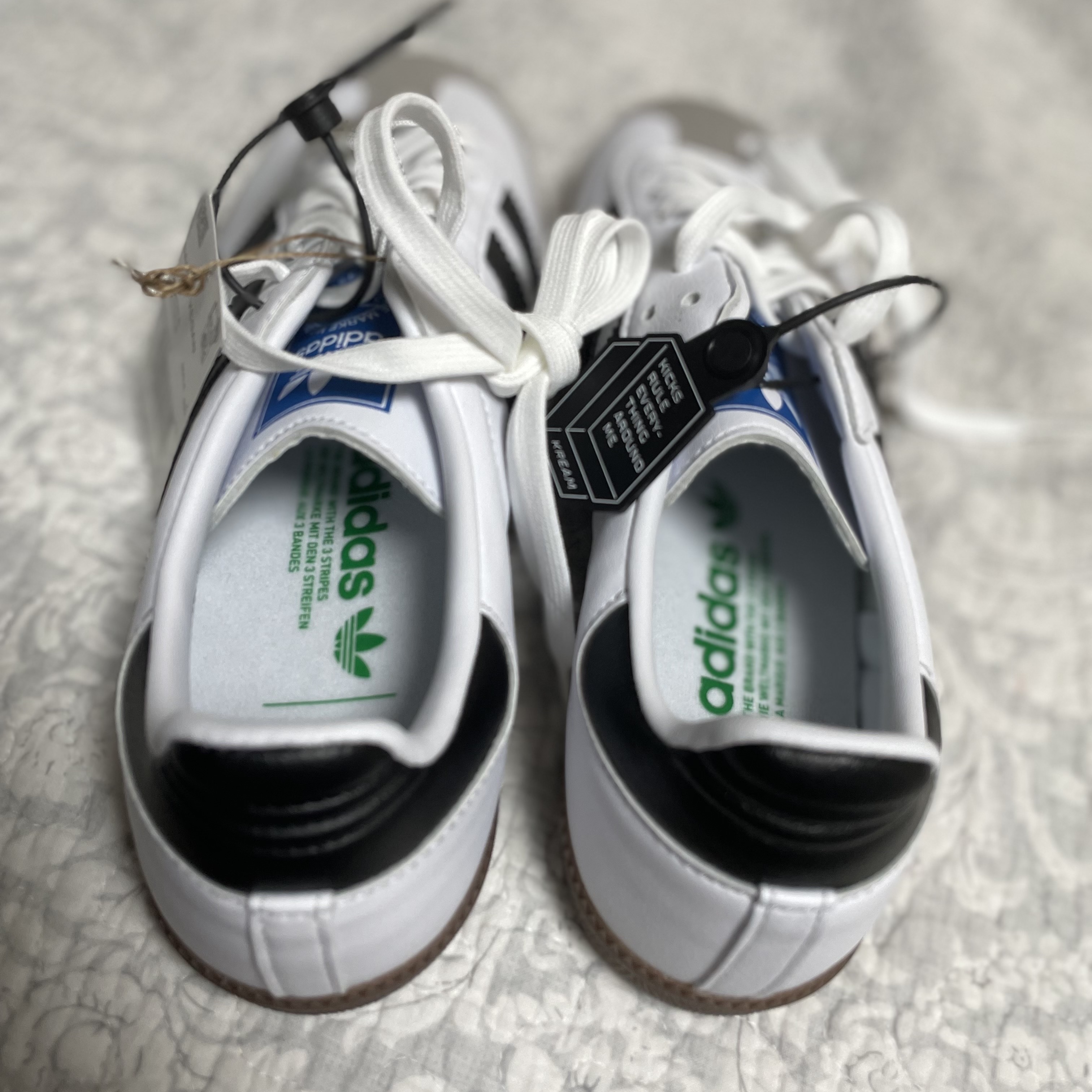 Adidas Samba Vegan White Black 착용 스타일 - 2