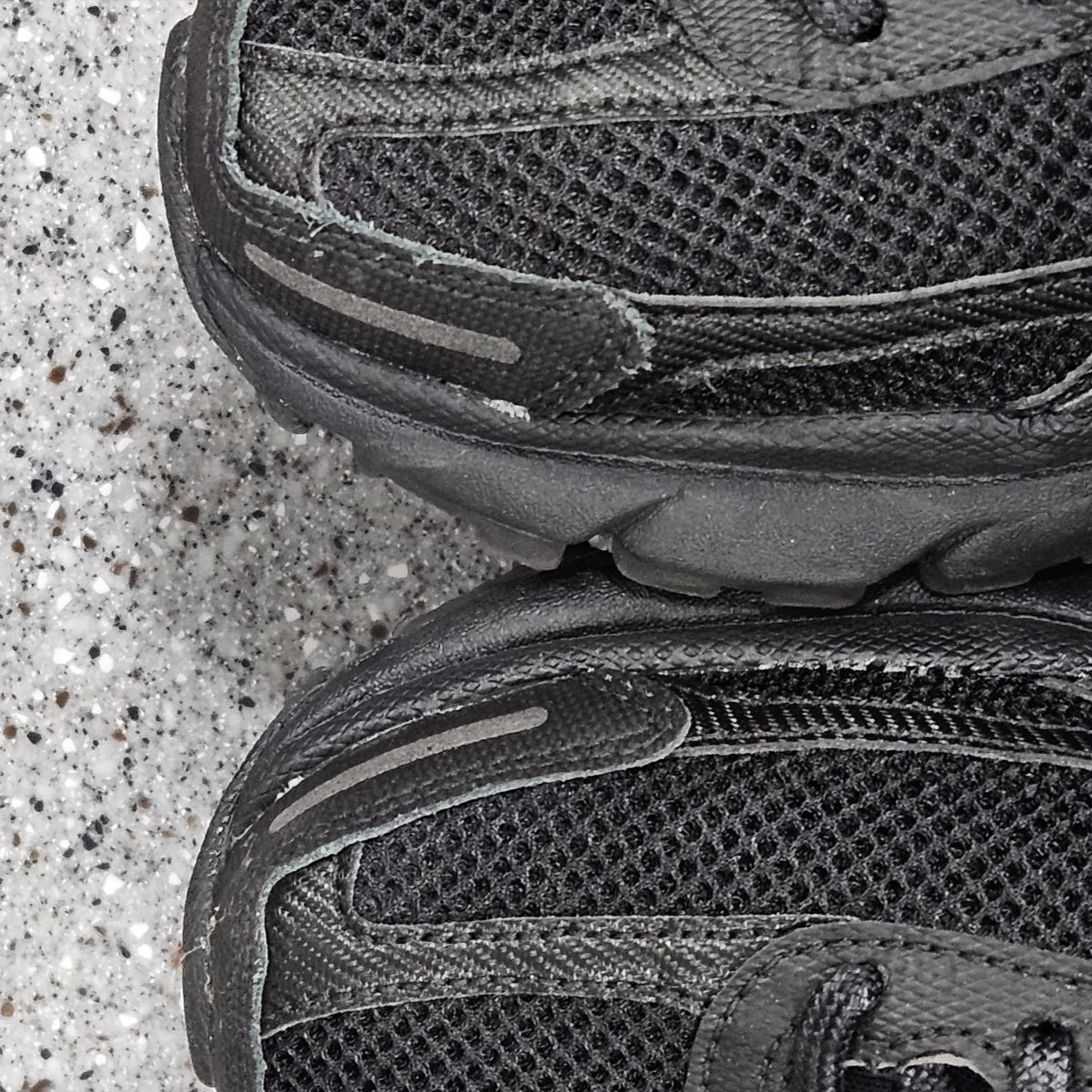 Nike Zoom Vomero 5 SP Black 착용 스타일 - 4