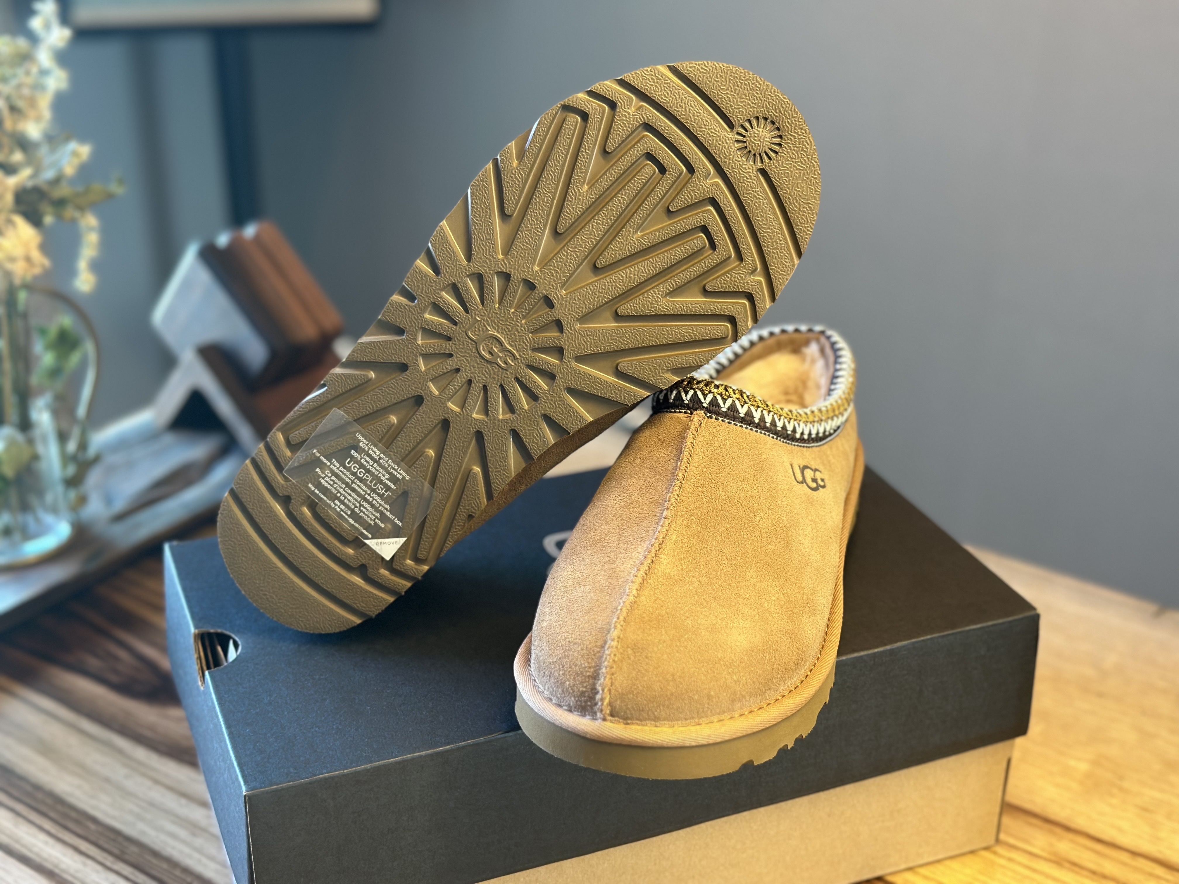 UGG Tasman Slipper Chestnut 착용 스타일 - 3