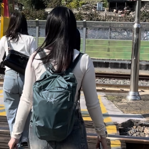 Arc'teryx Heliad 10 Backpack Boxcar 착용 스타일