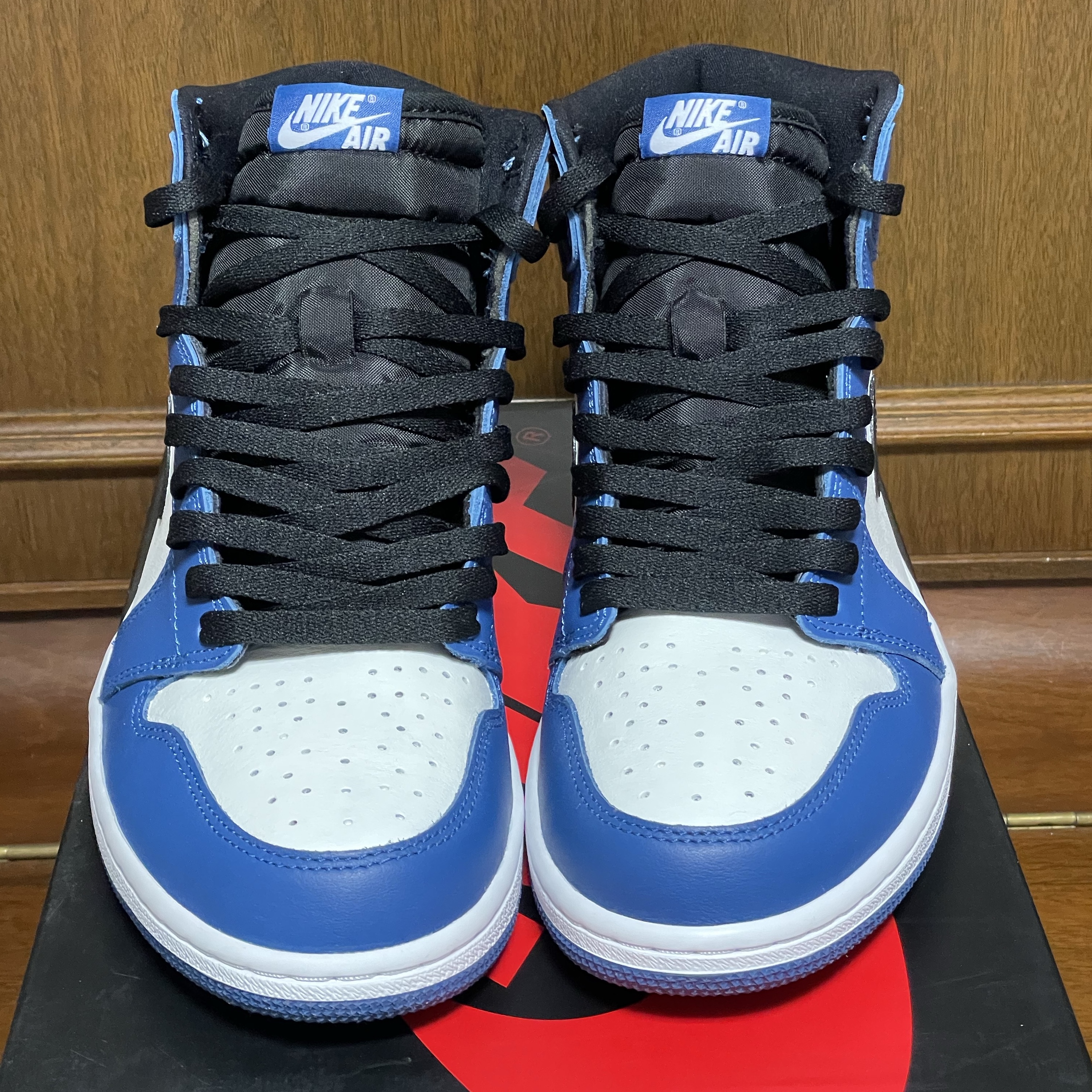 Jordan 1 Retro High OG Dark Marina Blue 착용 스타일 - 3