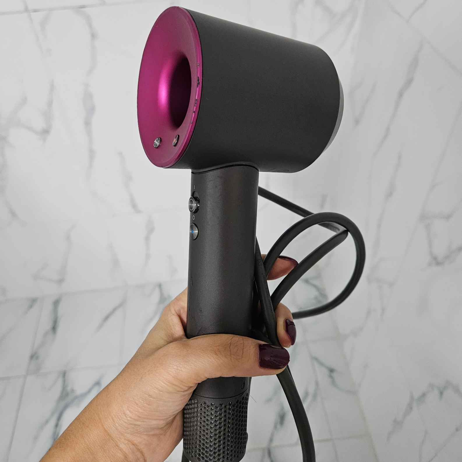 Dyson Airwrap Multi Styler Complete Long Blue Copper (Korean Ver.), Dyson Supersonic Hair Dryer Iron Fuchsia (Korean Ver.) 착용 스타일 - 2