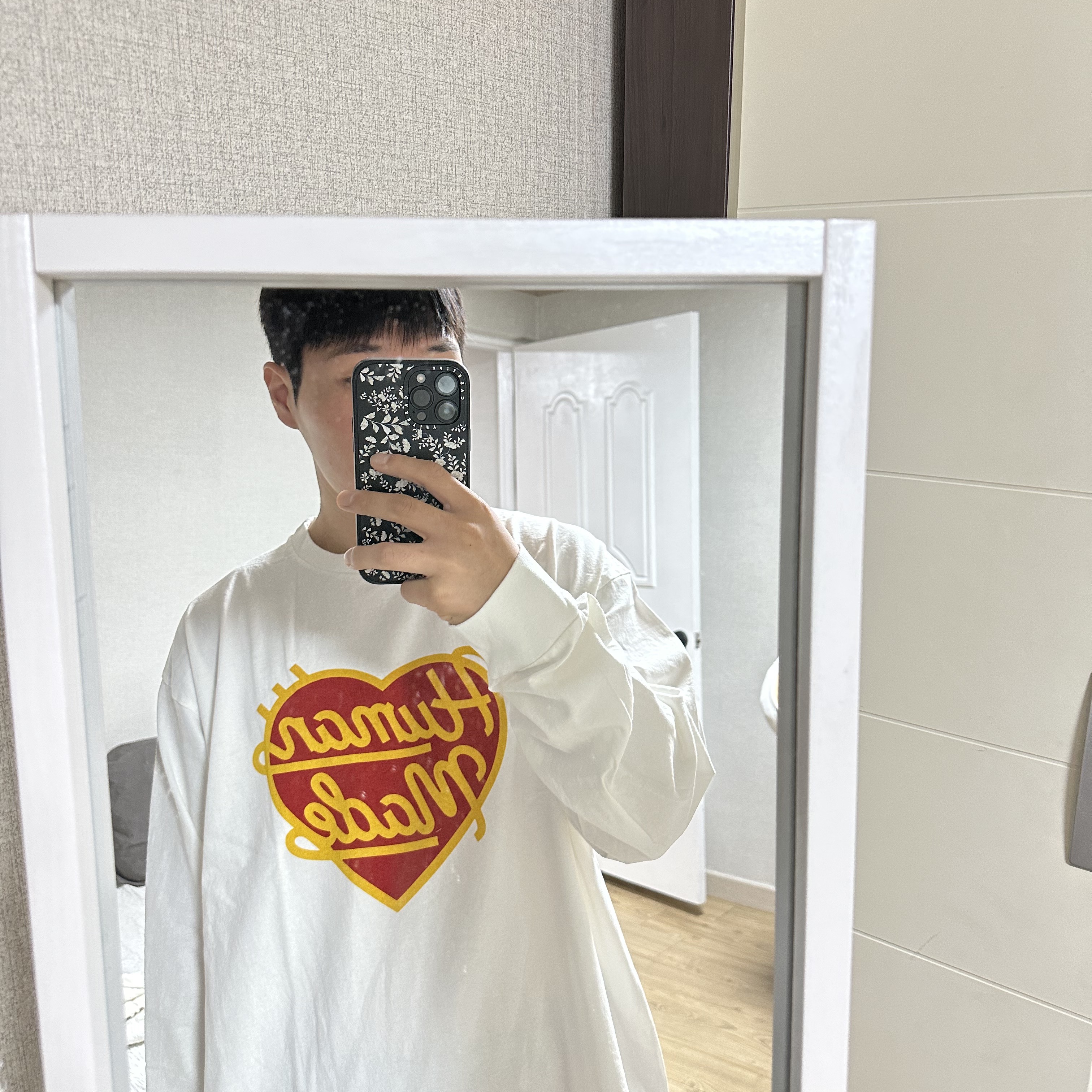 Human Made Graphic L/S T-Shirt #4 White 착용 스타일