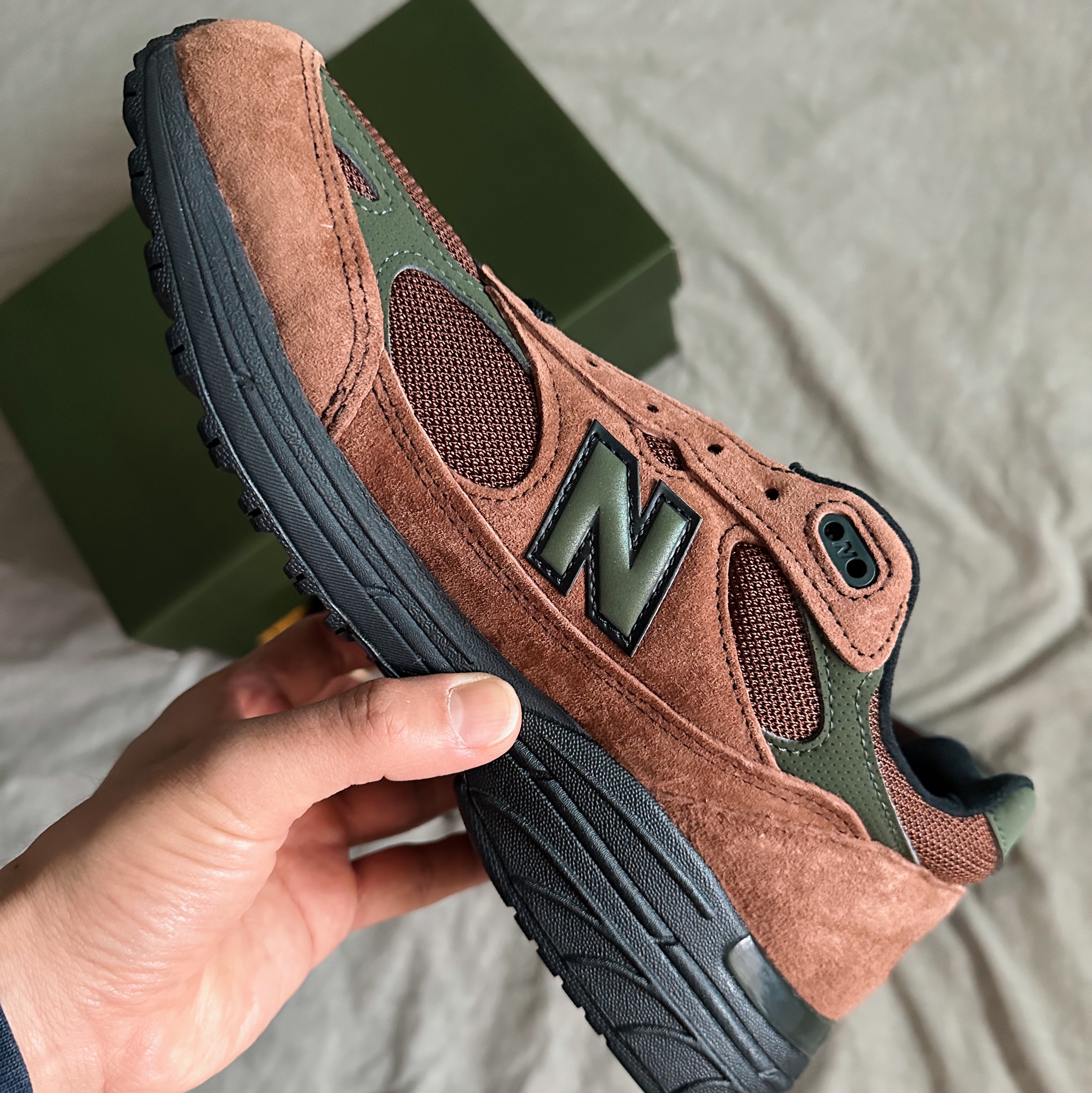 New Balance x Aime Leon Dore 993 Made in USA Brown 착용 스타일 - 5