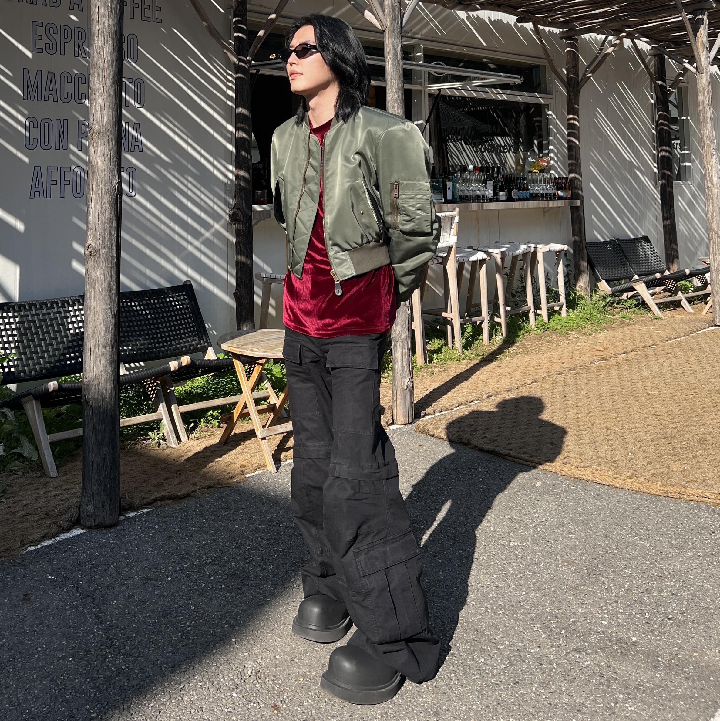 Balenciaga Steroid Derby Black, Balenciaga Flared Cargo Pants Black 착용 스타일 - 1