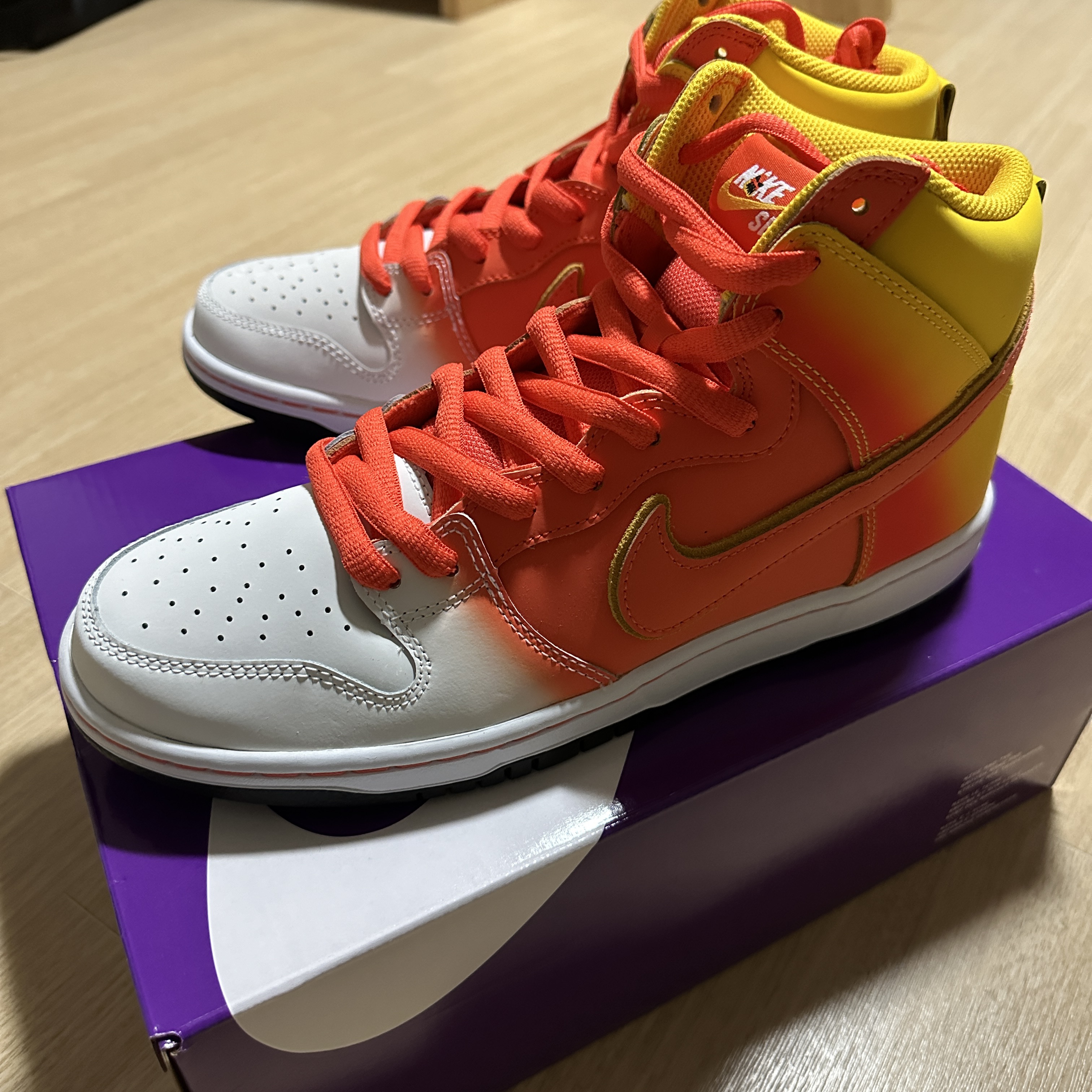 Nike SB Dunk High Sweet Tooth 착용 스타일 - 1