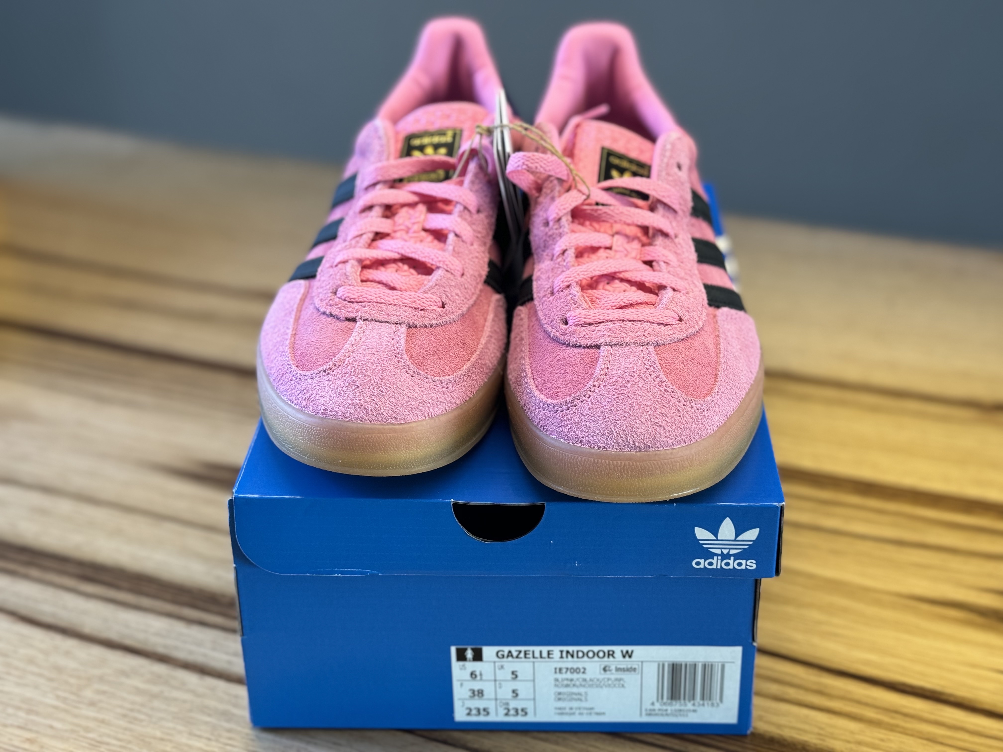 (W) Adidas Gazelle Indoor Bliss Pink 착용 스타일 - 1