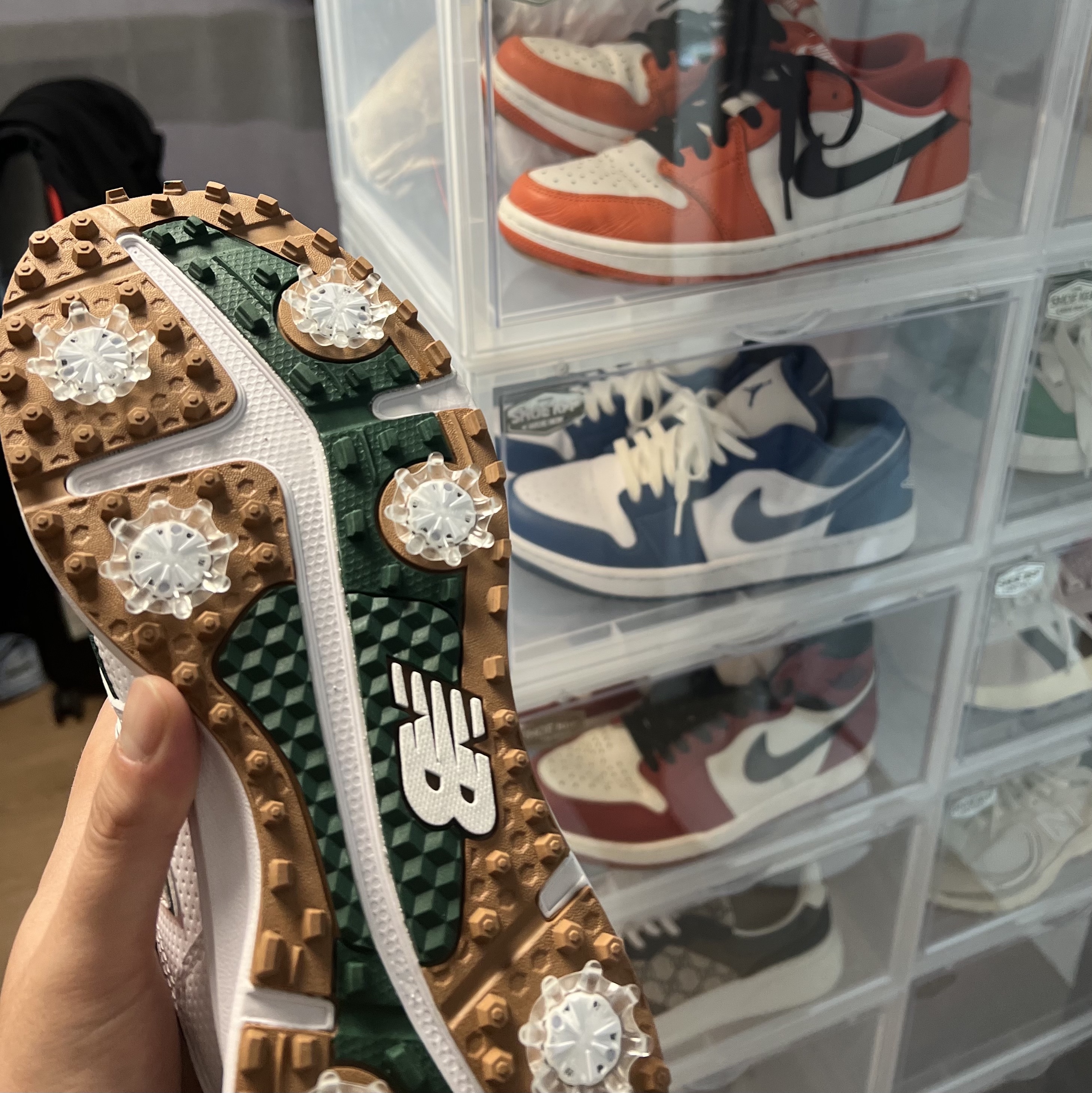 New Balance x Malbon 997 Golf White Green 착용 스타일 - 3