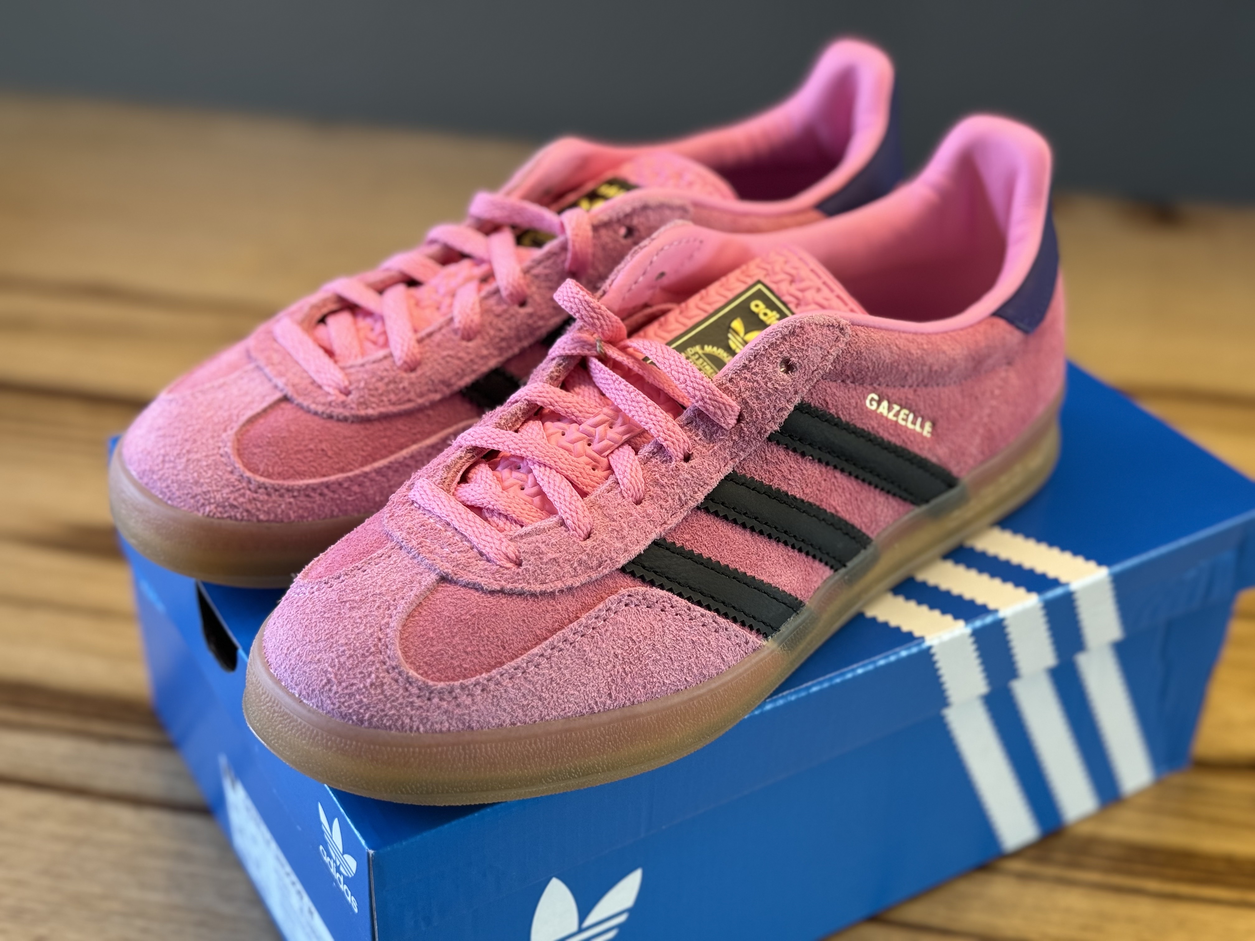 (W) Adidas Gazelle Indoor Bliss Pink 착용 스타일 - 3