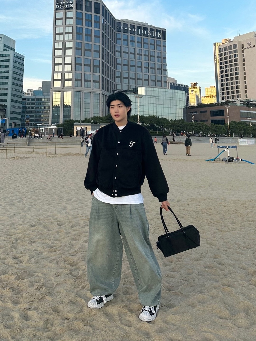 Maison Mihara Yasuhiro Blakey OG Sole Canvas Low-top Sneakers Black White 착용 스타일