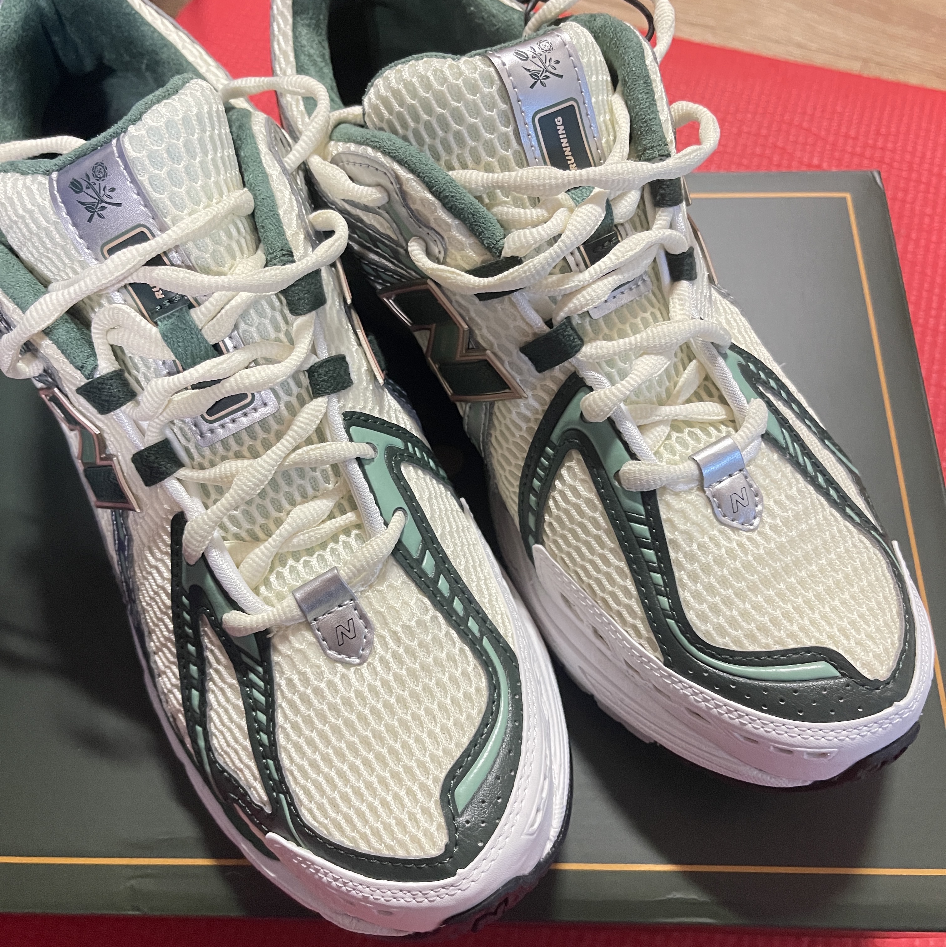 New Balance x Aime Leon Dore 1906R Jade 착용 스타일 - 1