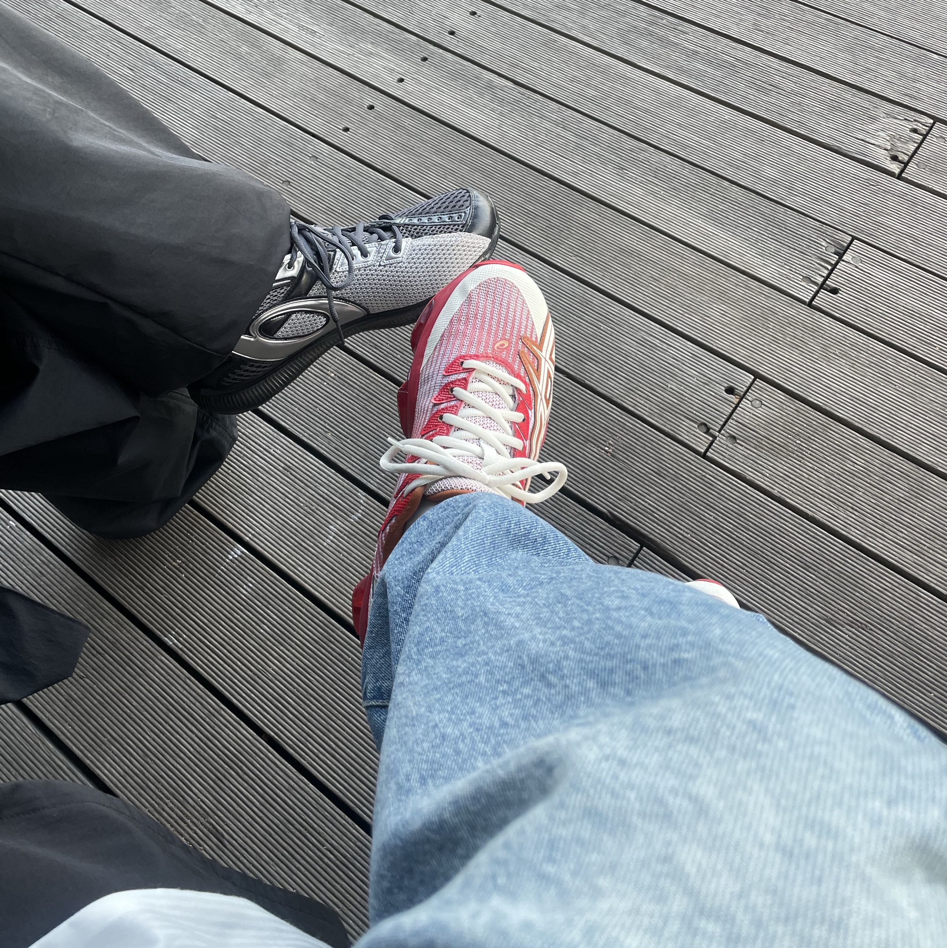 Asics x Kiko Kostadinov Gel-Quantum Levitrack Candy Apple Red 착용 스타일 - 5