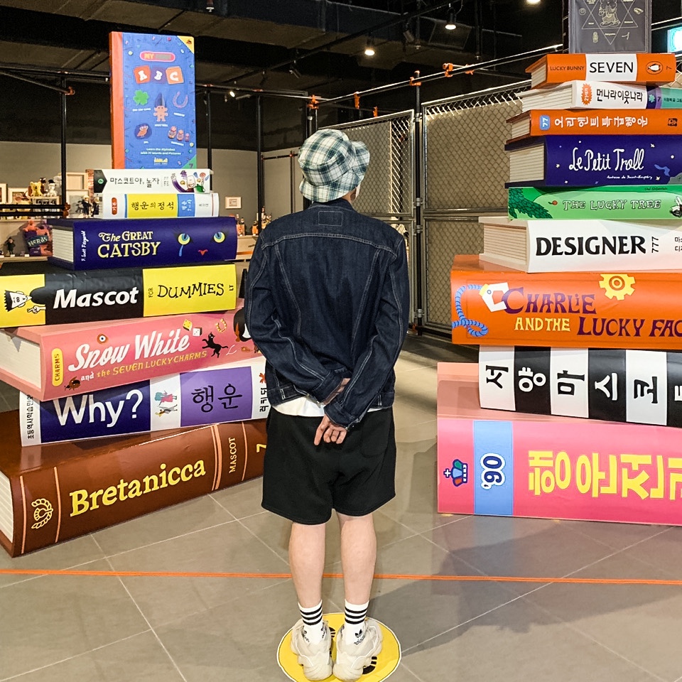 Stussy Madras Plaid Big Logo Bucket Green, Essentials Fleece Shorts Weathered Black - 20FW 착용 스타일