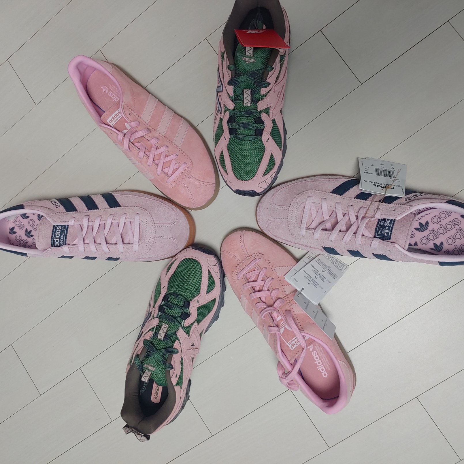 New Balance ML610T Pink Moon - D Standard, (W) Adidas Spezial Handball Clear Pink 착용 스타일 - 1