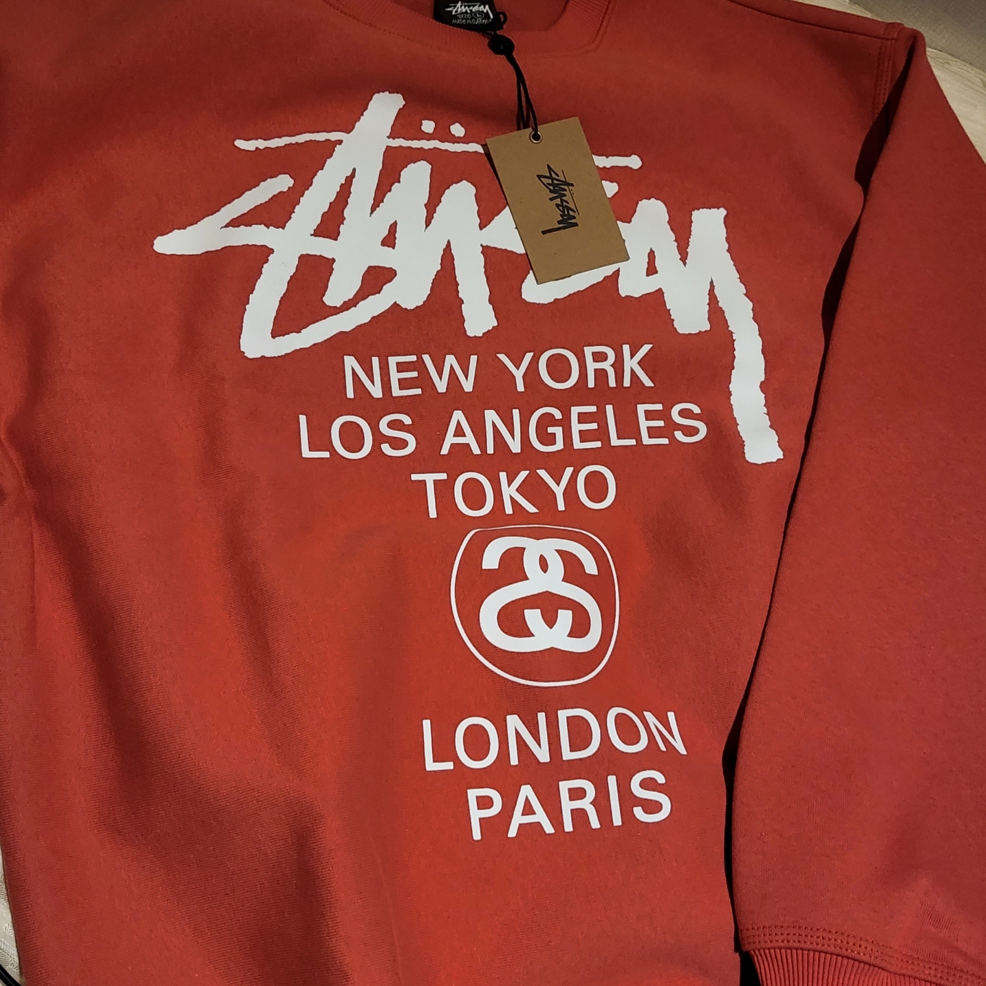 Stussy World Tour Crew Pepper 2023 착용 스타일 - 2