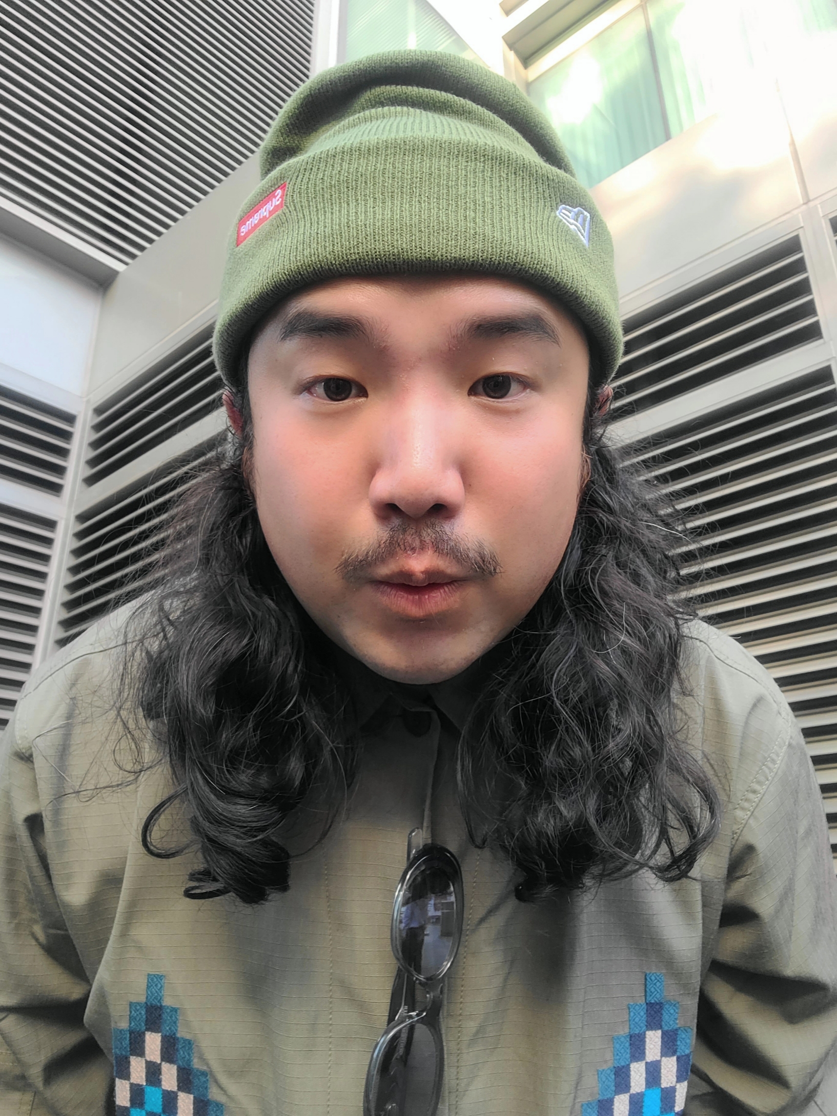 Supreme New Era S Logo Beanie Olive - 23FW, Gentle Monster Orah GC5 Translucent Gray 착용 스타일 - 8