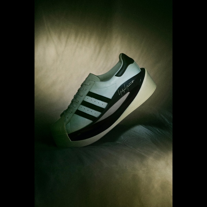 Adidas Superstar 82 Black White, Y-3 Hicho Core White Cream White 착용 스타일 - 3