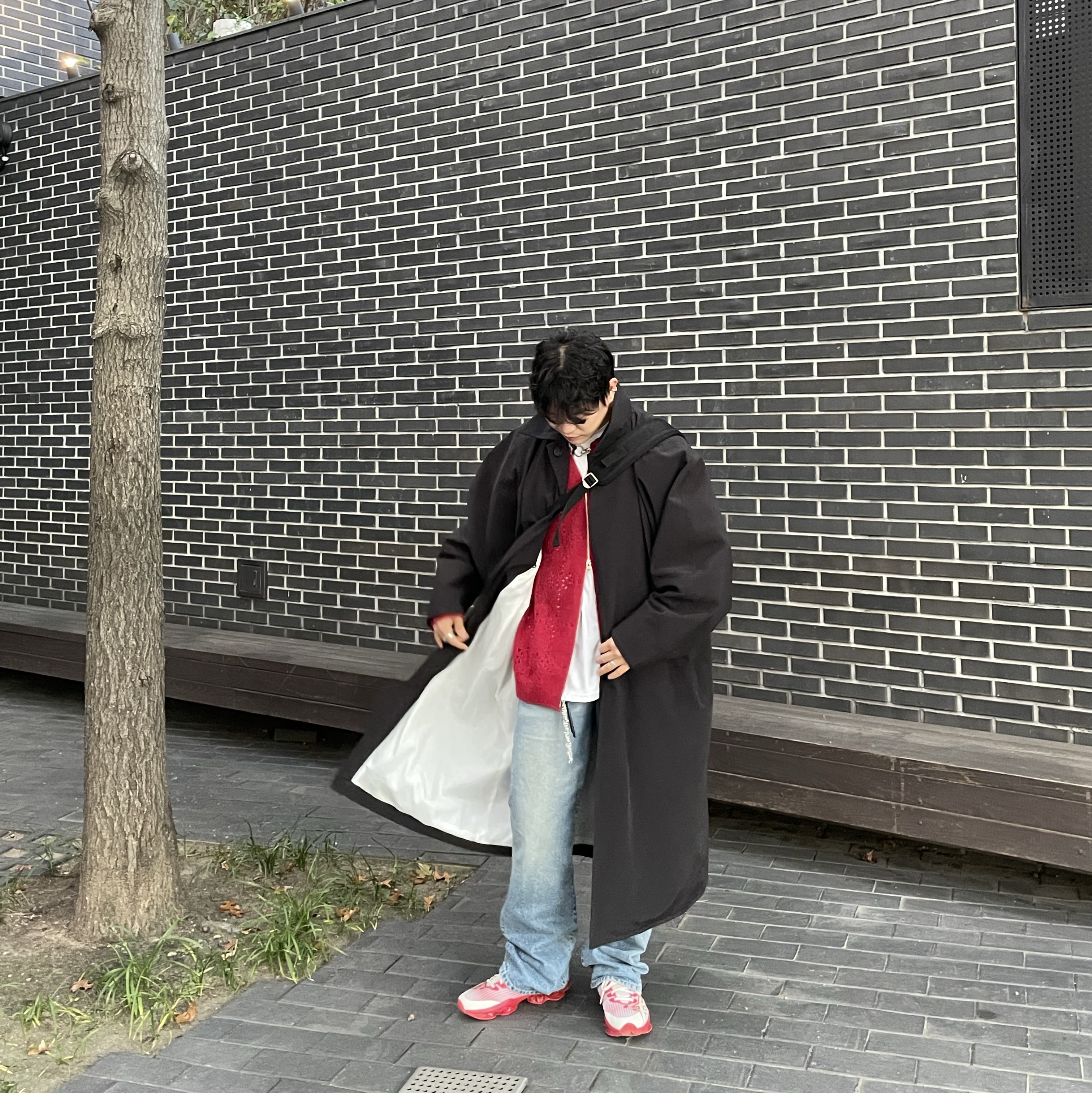 Asics x Kiko Kostadinov Gel-Quantum Levitrack Candy Apple Red 착용 스타일 - 2