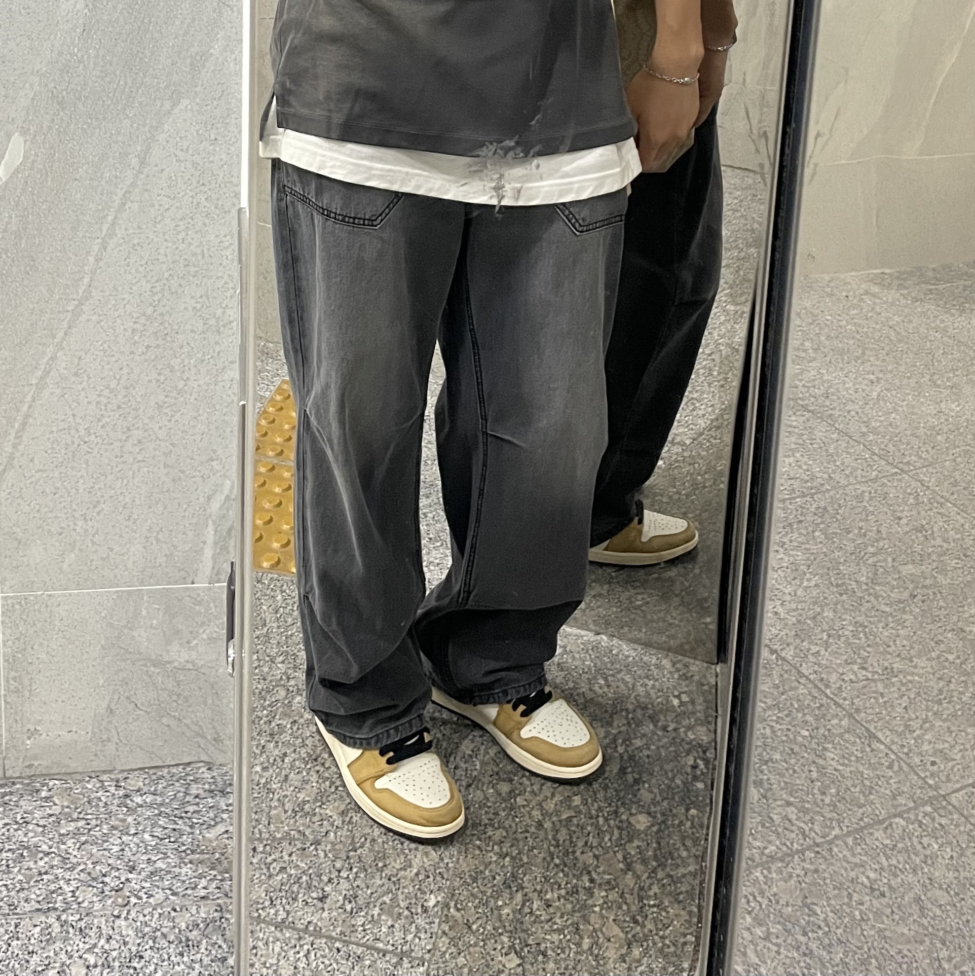 Jordan 1 Retro High Rookie of the Year 착용 스타일