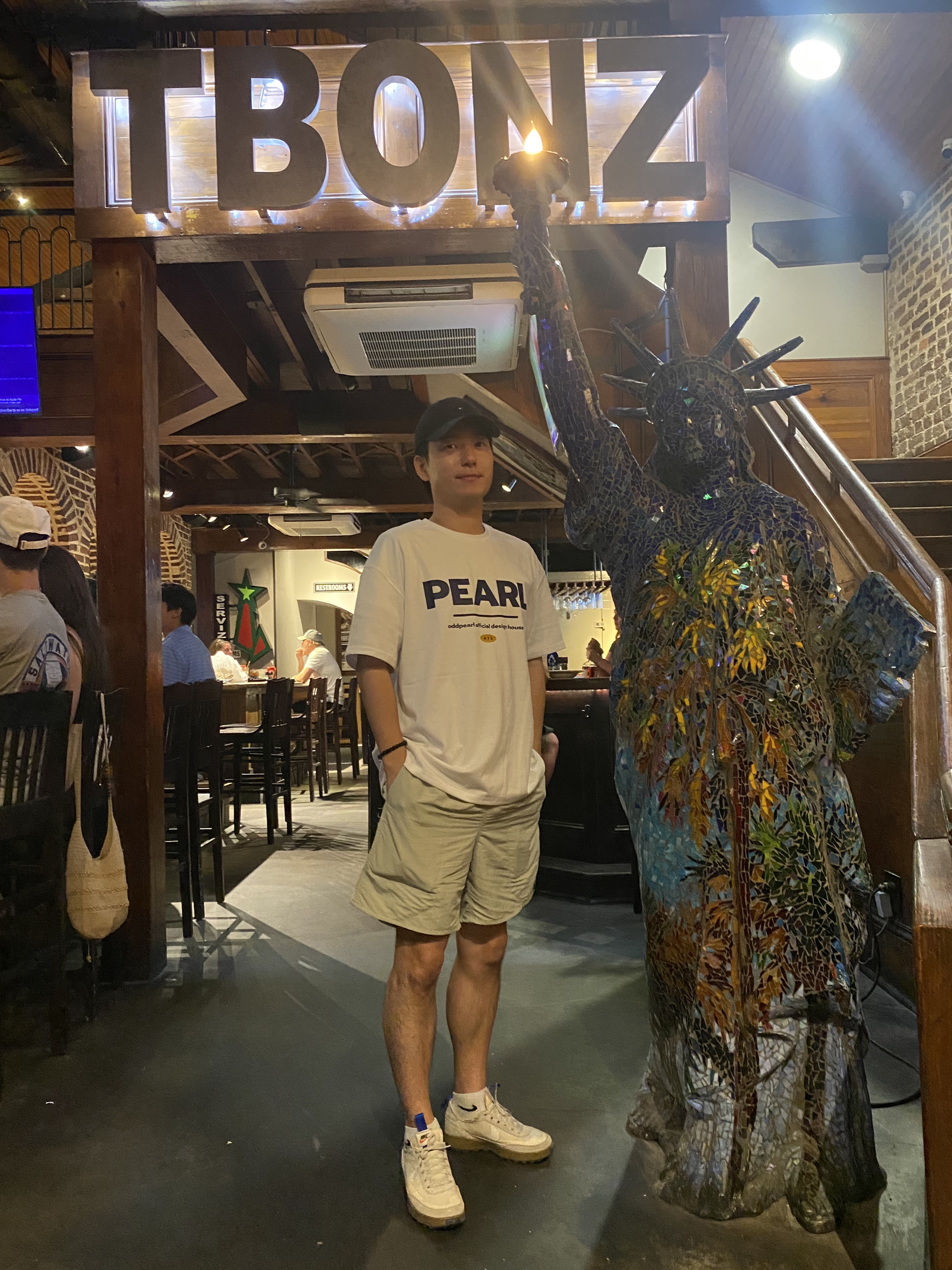 Patagonia Baggies Shorts 5 Inch Salvia Green, Nike x Tom Sachs General Purpose Shoe Light Cream 착용 스타일