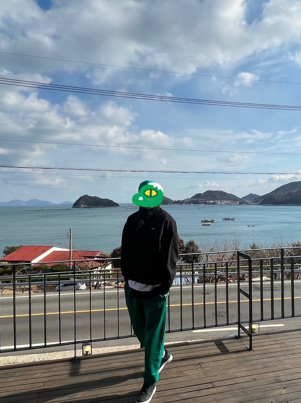 Nike NRG Solo Swoosh Crew Fleece Black White - Asia, Nike NRG Solo Swoosh Fleece Pants Mystic Green - Asia 착용 스타일