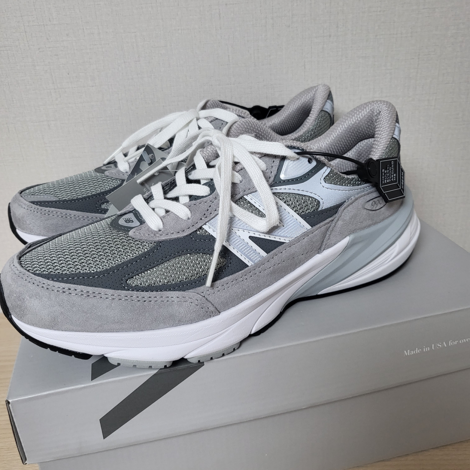 New Balance 990v6 Made in USA Grey - D Standard 착용 스타일 - 2