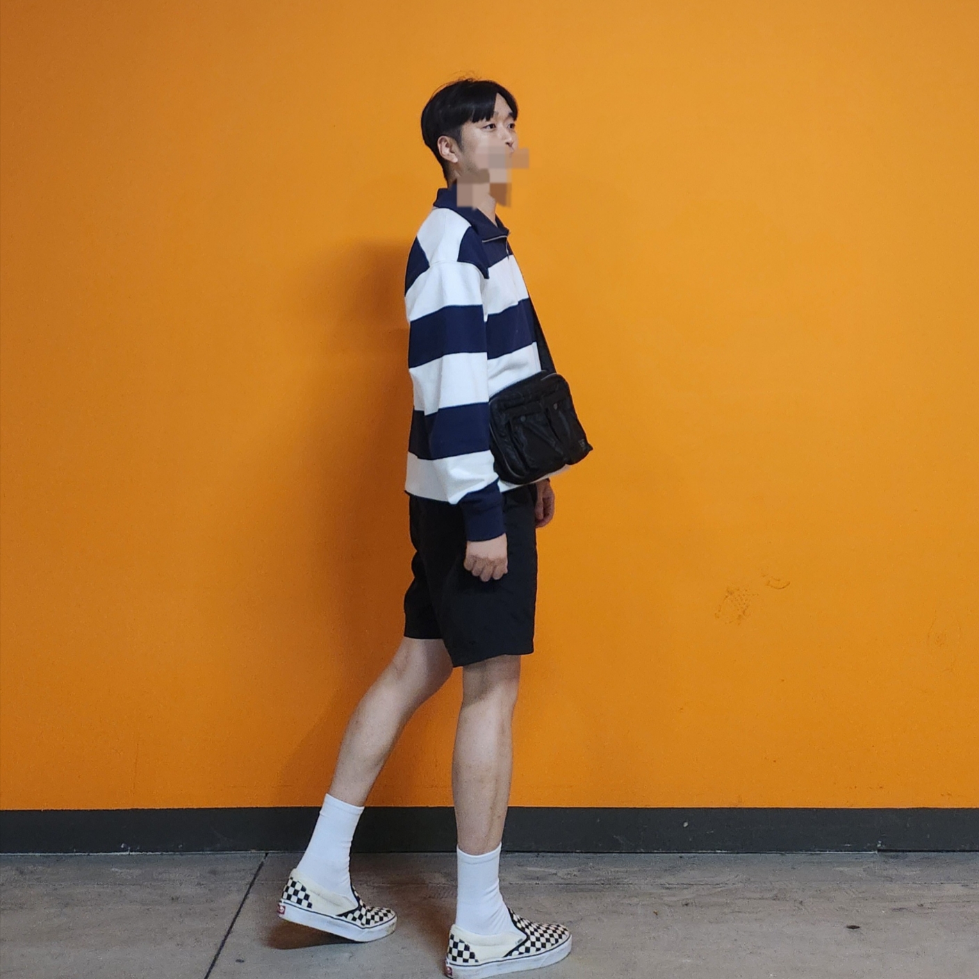 Vans Slip-On Checkerboard, Porter Tanker Shoulder Bag S Black 착용 스타일