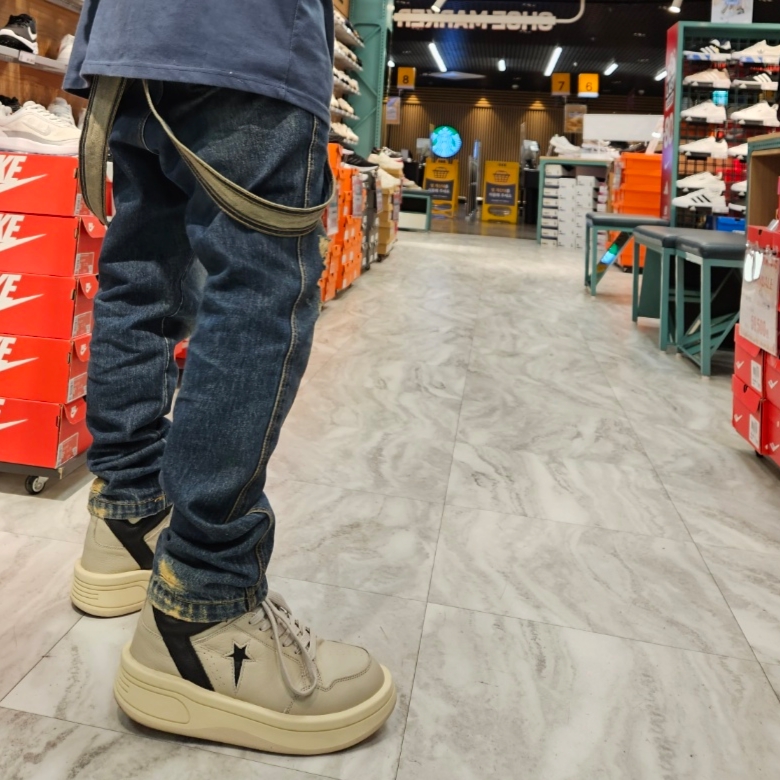 Converse x Drkshdw Turbowpn Pelican 착용 스타일