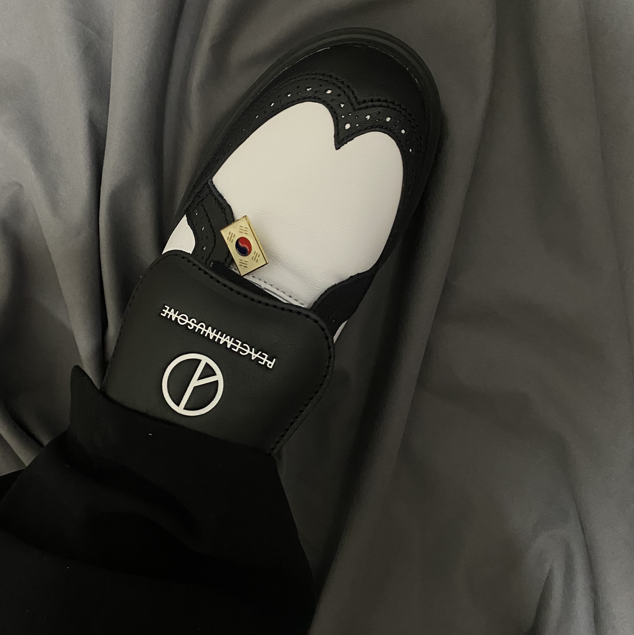 Nike x Peaceminusone Kwondo1 Black and White 착용 스타일