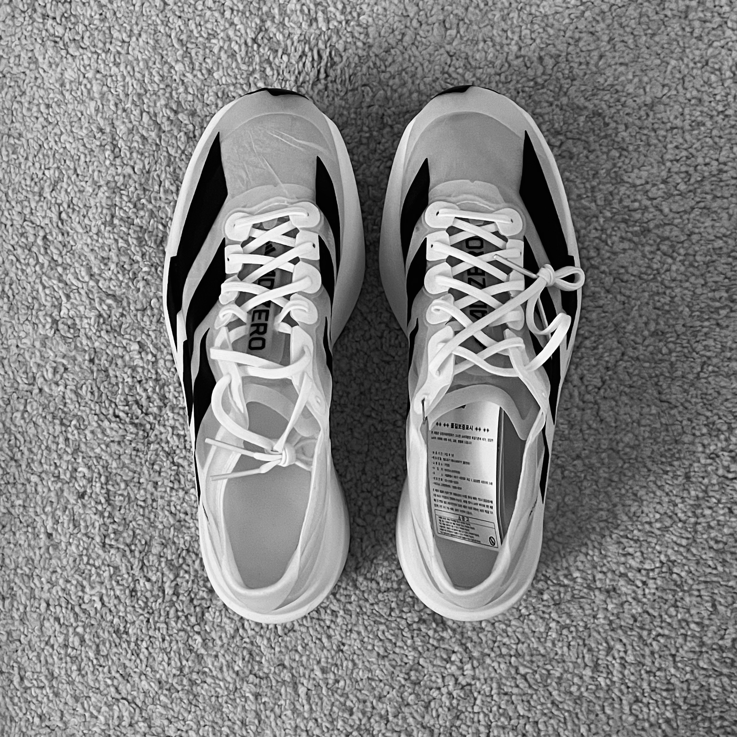 Adidas Adizero Adios Pro EVO 1 White Black 착용 스타일