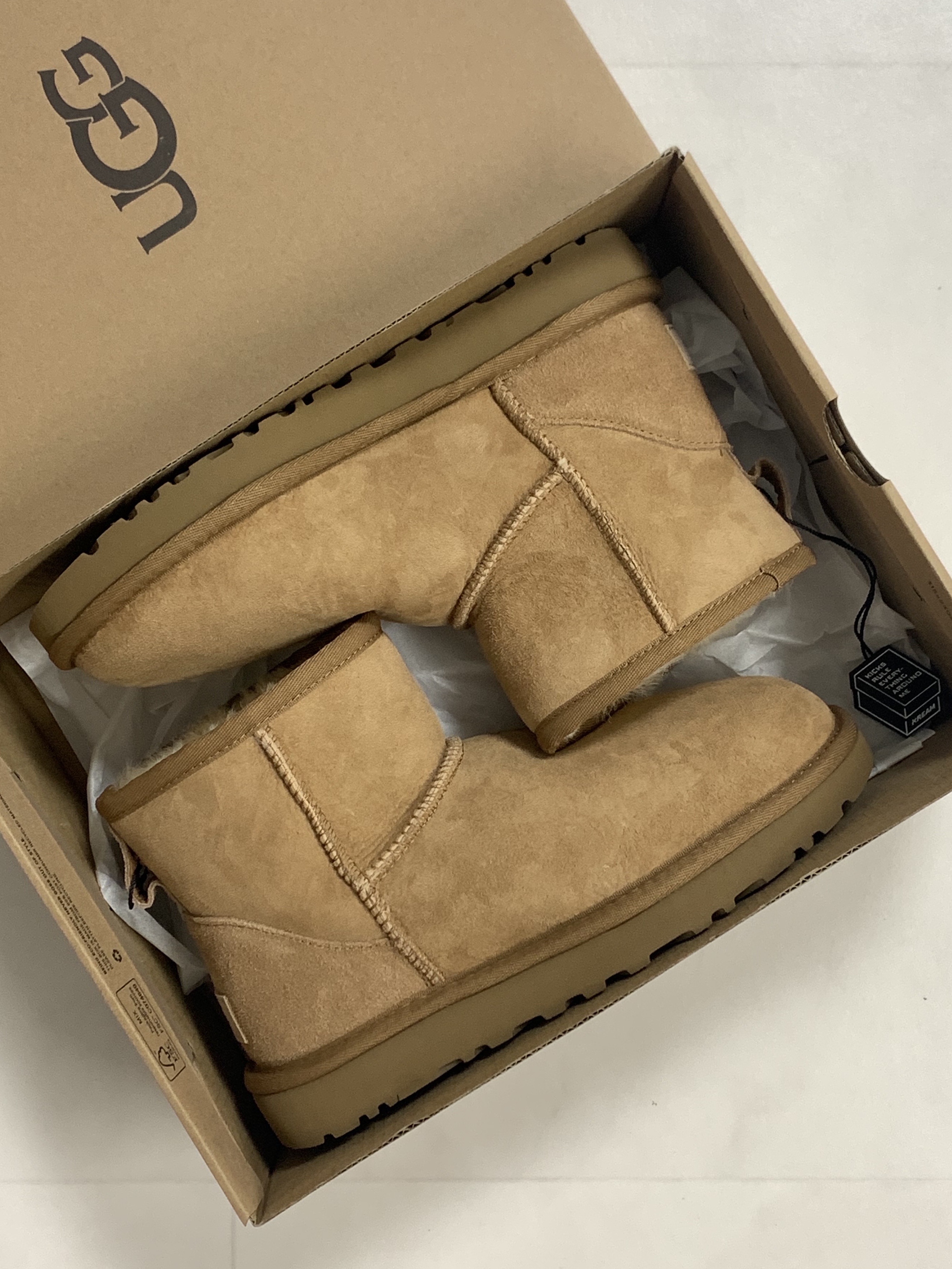 (W) UGG Classic Mini II Boots Chestnut 착용 스타일