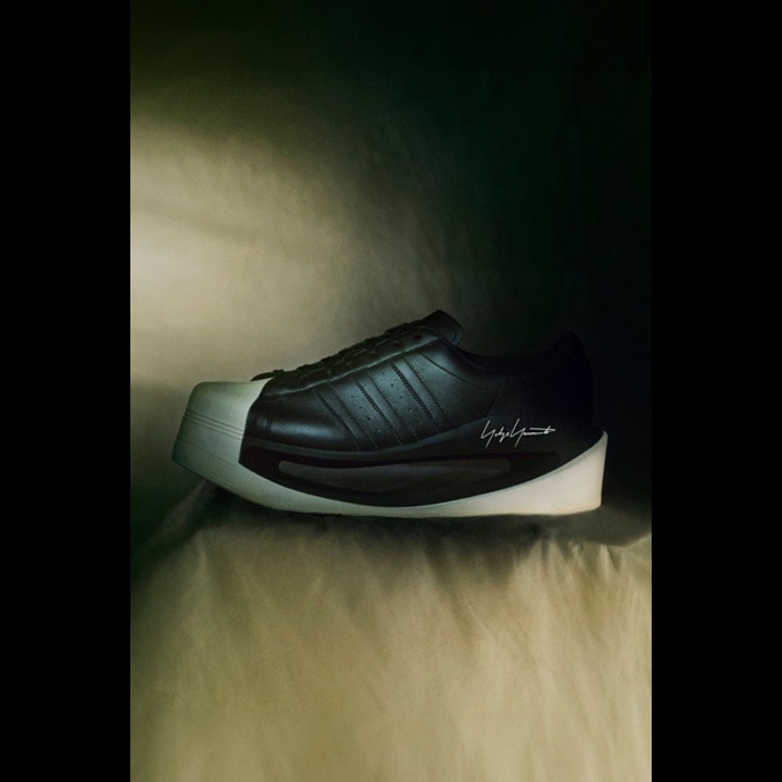 Adidas Superstar 82 Black White, Y-3 Hicho Core White Cream White 착용 스타일 - 5
