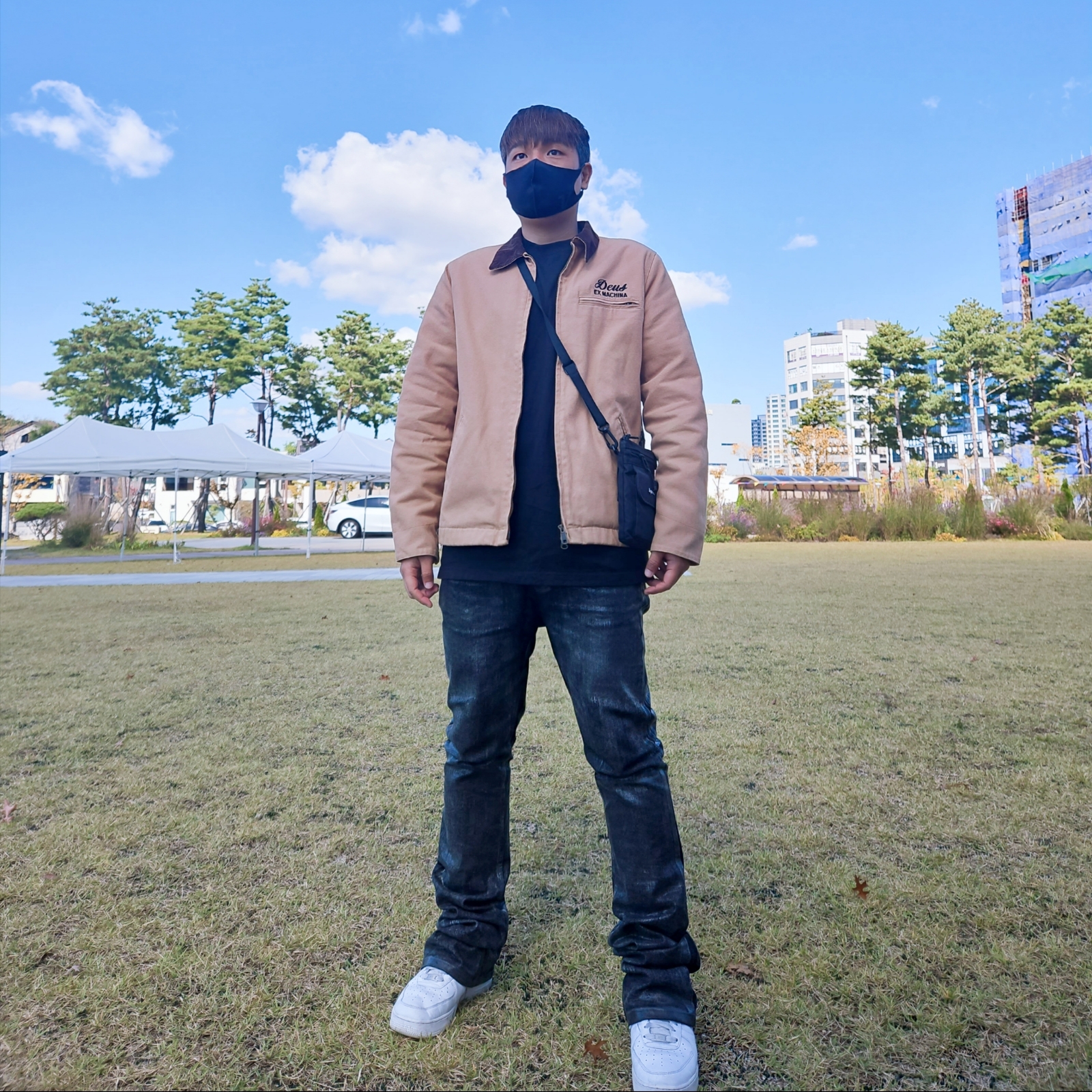 Deus Ex Machina Address Workwear Jacket Dijon, Nike Air Force 1 '07 Low White 착용 스타일 - 1