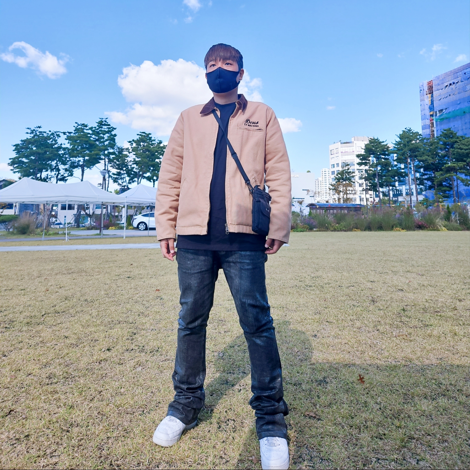 Deus Ex Machina Address Workwear Jacket Dijon, Nike Air Force 1 '07 Low White 착용 스타일 - 2