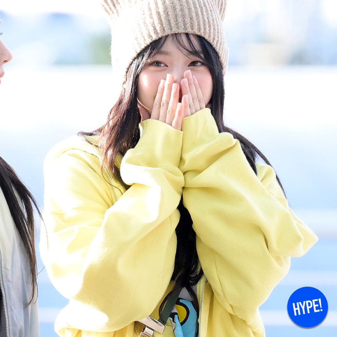 Supreme Small Box Zip Up Hooded Sweatshirt Flowers - 23FW, Supreme Small Box Zip Up Hooded Sweatshirt Acid Yellow - 23FW 착용 스타일 - 4