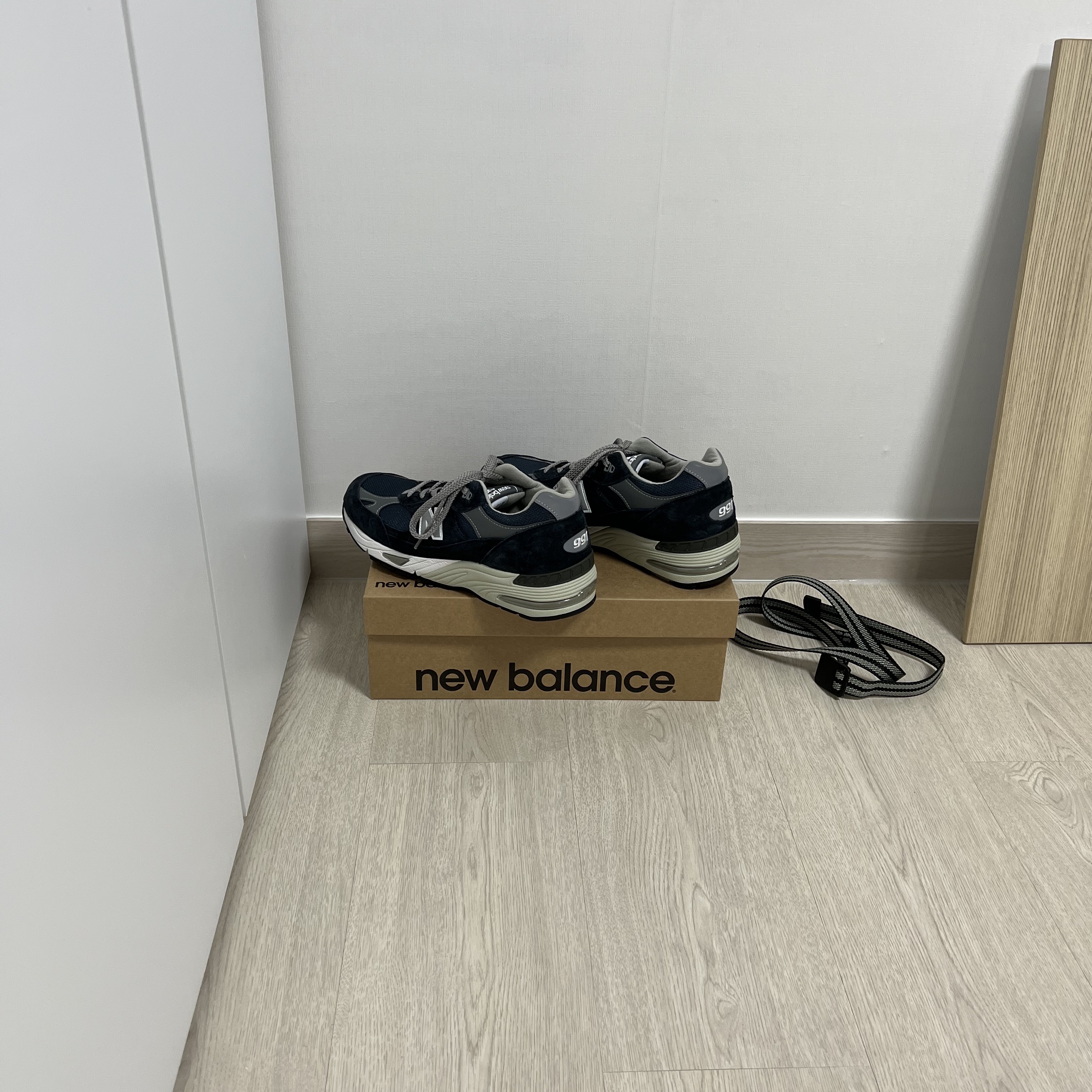 New Balance 991 Made in UK Navy 착용 스타일 - 2
