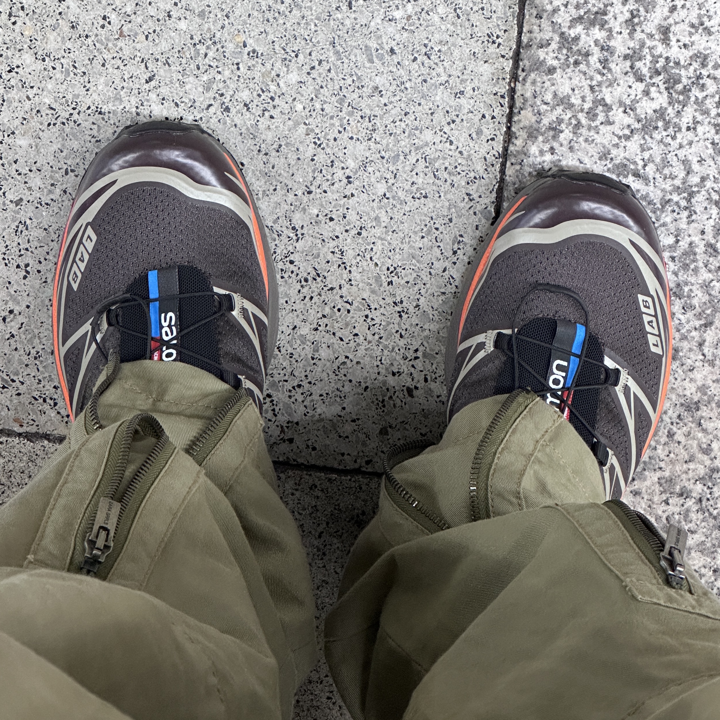 Salomon XT-6 ADV Shale Chocolate Plum 착용 스타일