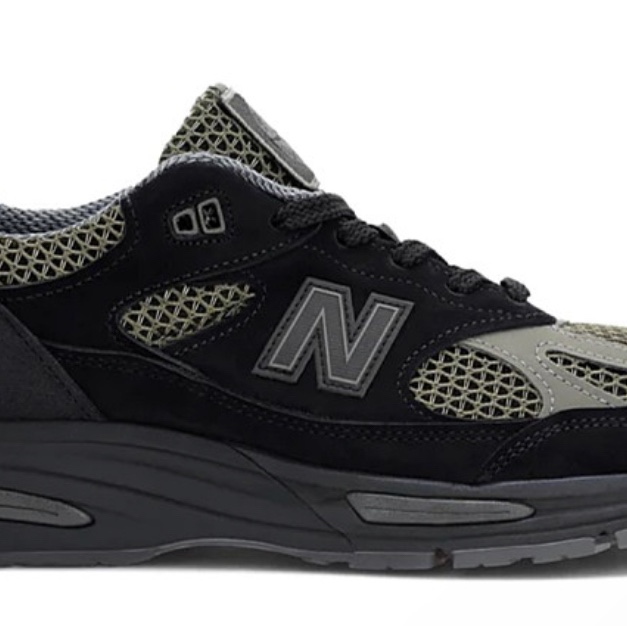 New Balance x Stone Island 991v2 Made in UK Black Olive Night 착용 스타일