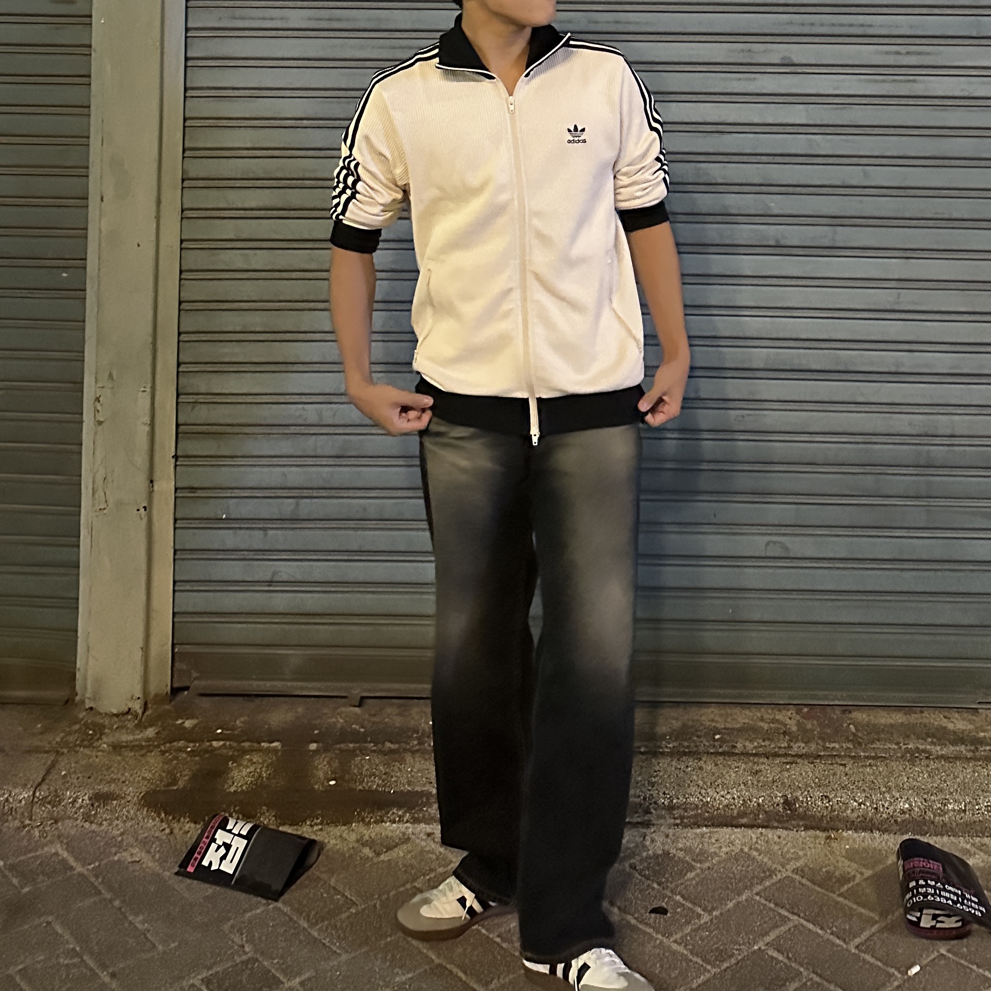 Adidas Adicolor Classic Waffle Beckenbauer Track Jacket Wonder White - KR Sizing, Adidas Samba Vegan White Black 착용 스타일 - 1