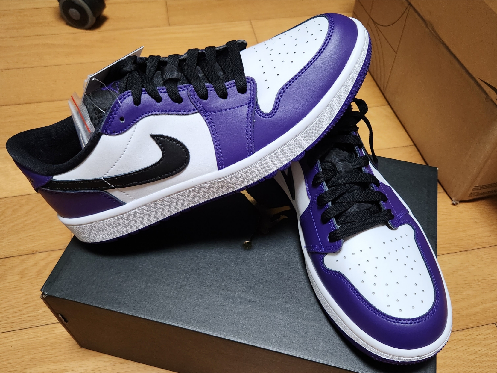 Jordan 1 Low Golf Court Purple 착용 스타일