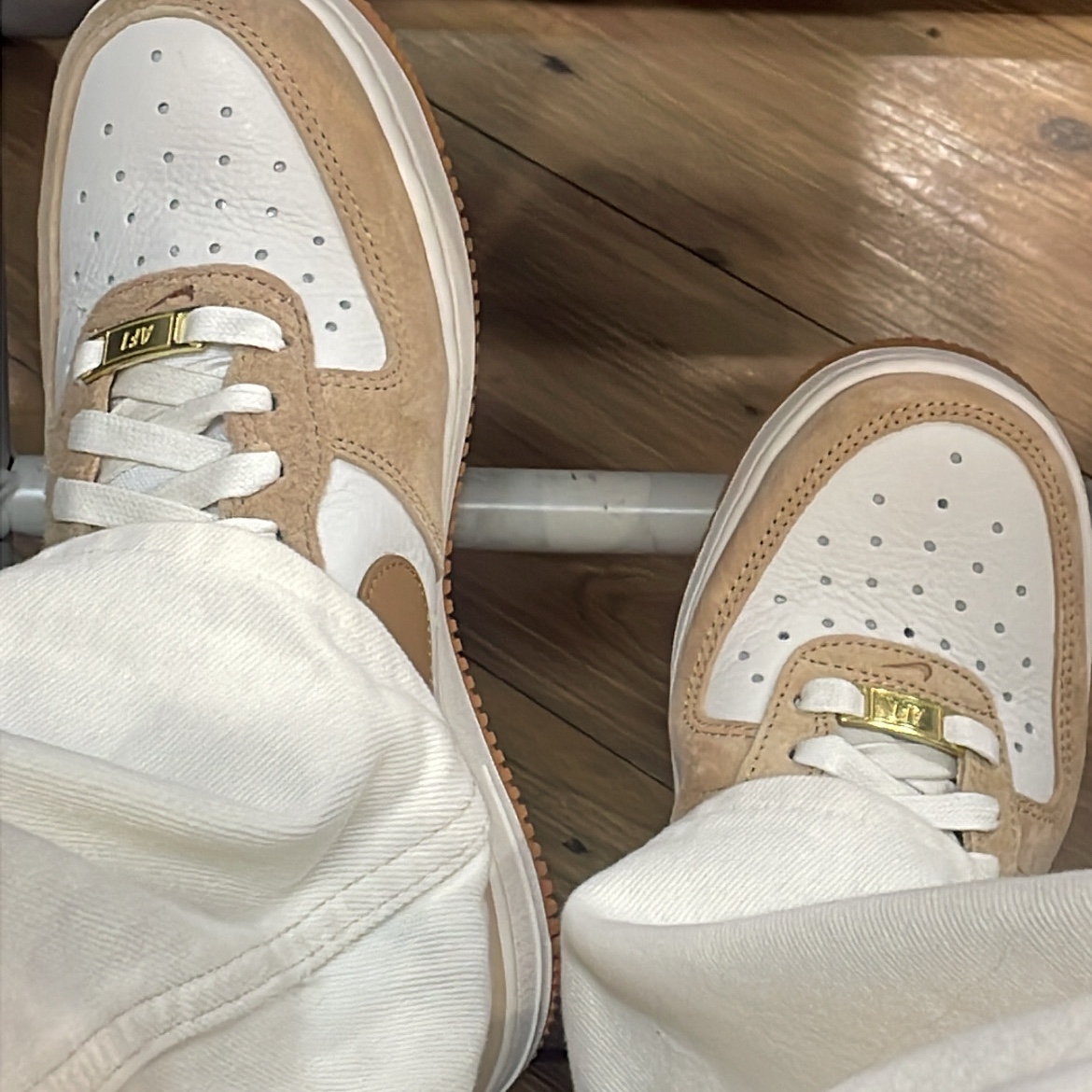 (W) Nike Air Force 1 LXX Flax 착용 스타일