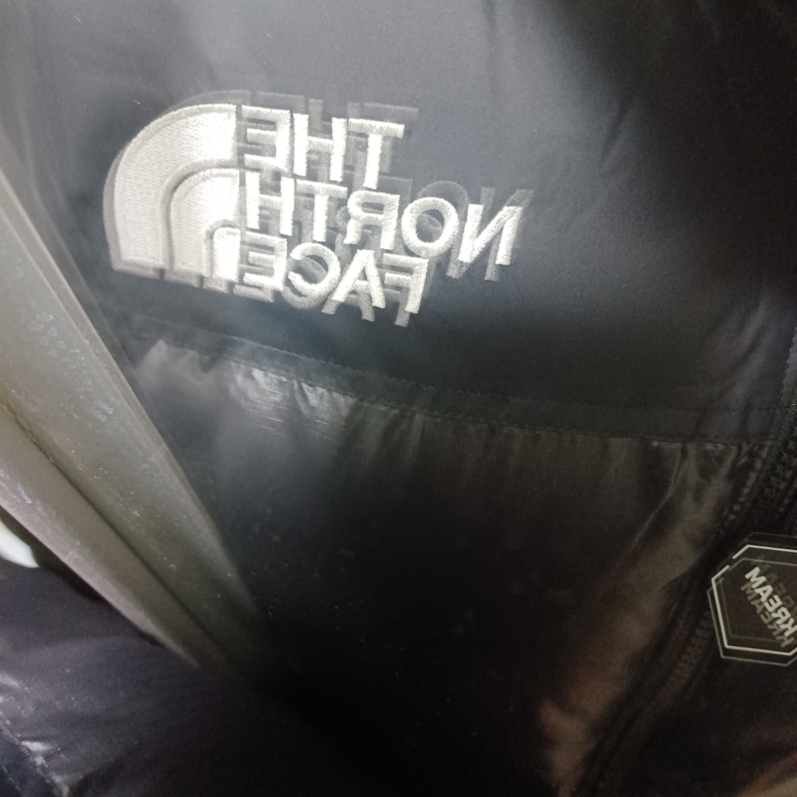 The North Face 1996 Eco Nuptse Jacket Real Black 착용 스타일