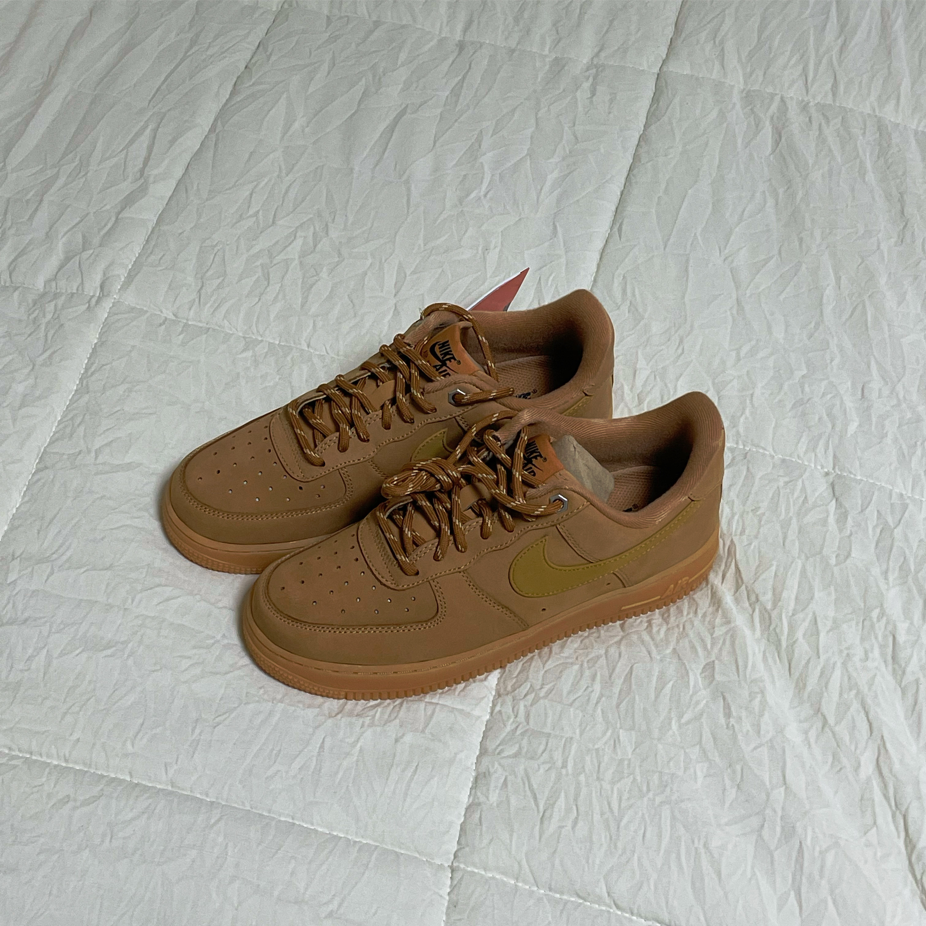 Nike Air Force 1 '07 WB Flax 착용 스타일