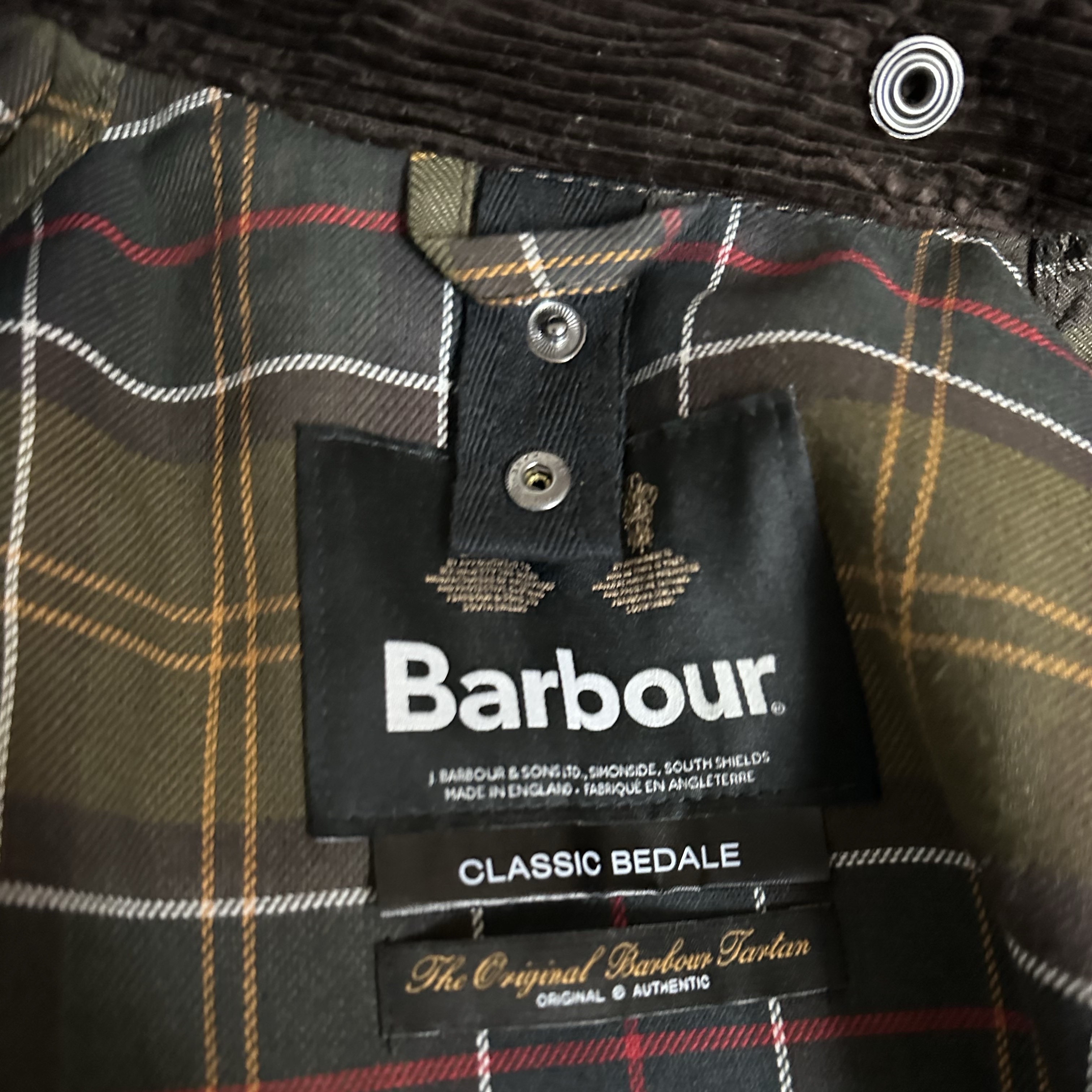 Barbour Classic Bedale Wax Jacket Olive 착용 스타일