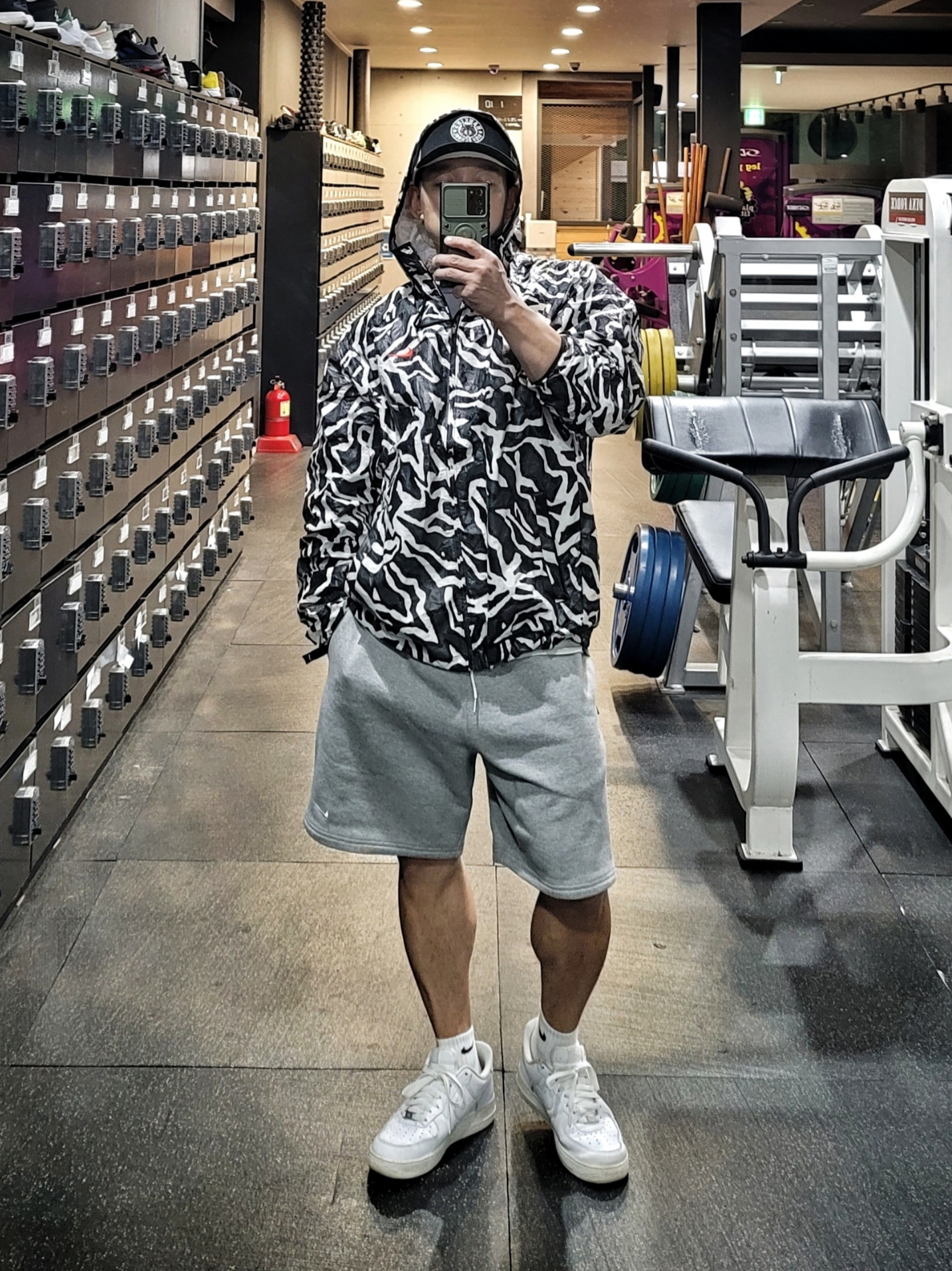 Nike NRG Solo Swoosh Fleece Shorts Dark Grey Heather - US/EU, Nike Air Force 1 '07 Low White 착용 스타일 - 1